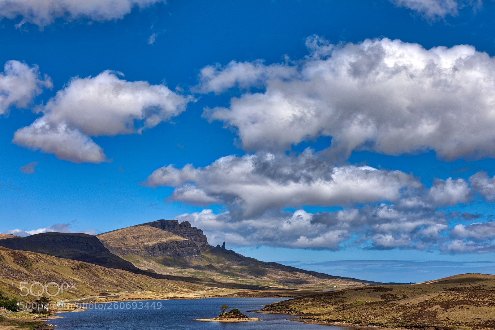 Canon EOS 5D Mark IV sample photo. Old man of storr photography
