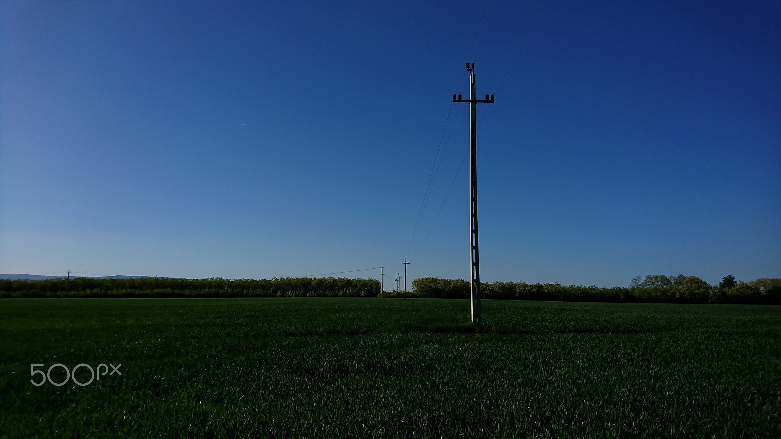 Sony Xperia XZ sample photo. Electricity and field photography