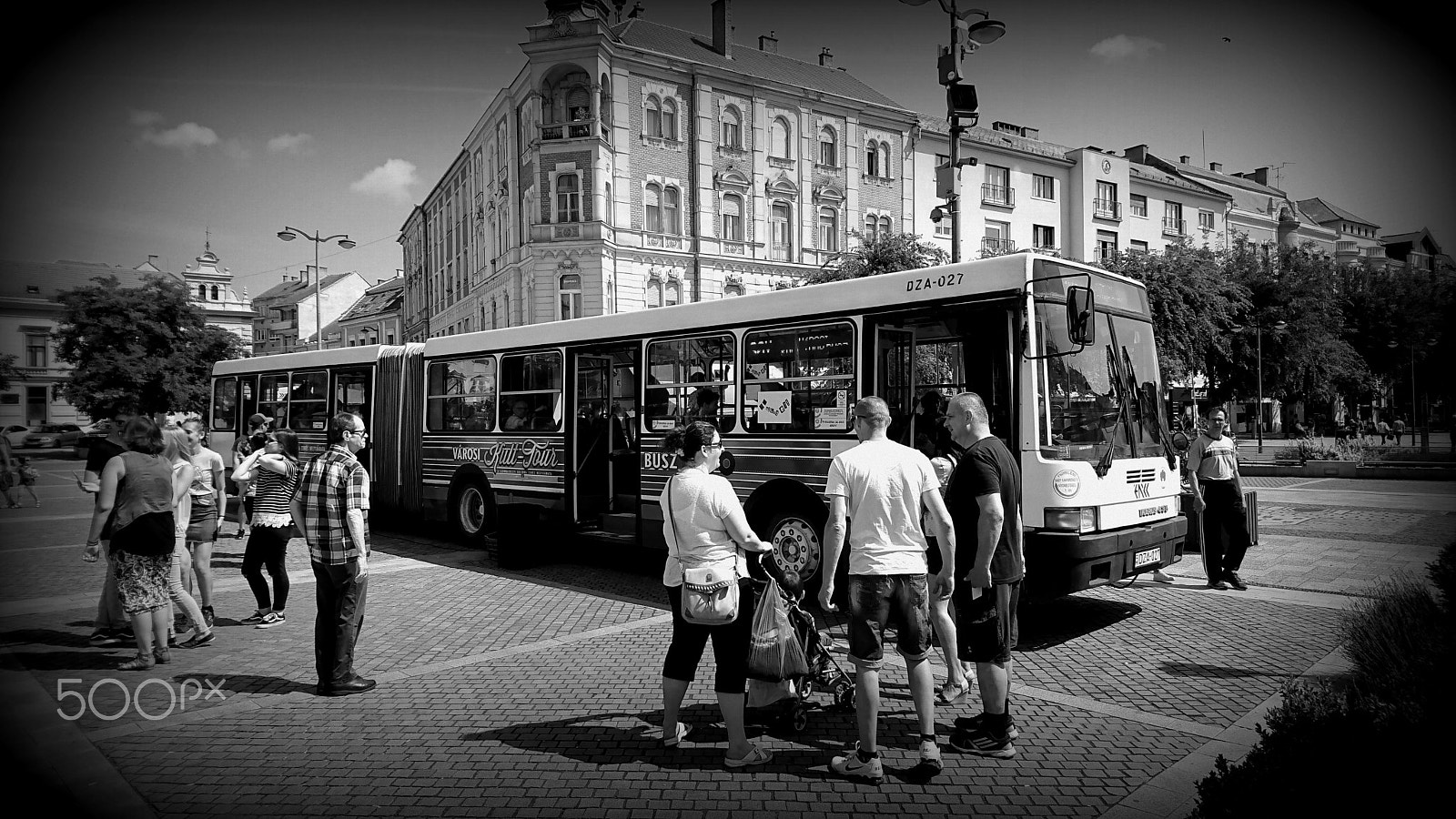 Sony Xperia XZ sample photo. Exhibition on a bus photography