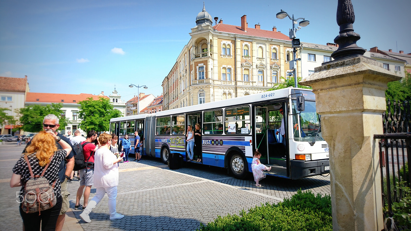 Sony Xperia XZ sample photo. Exhibition on a bus photography