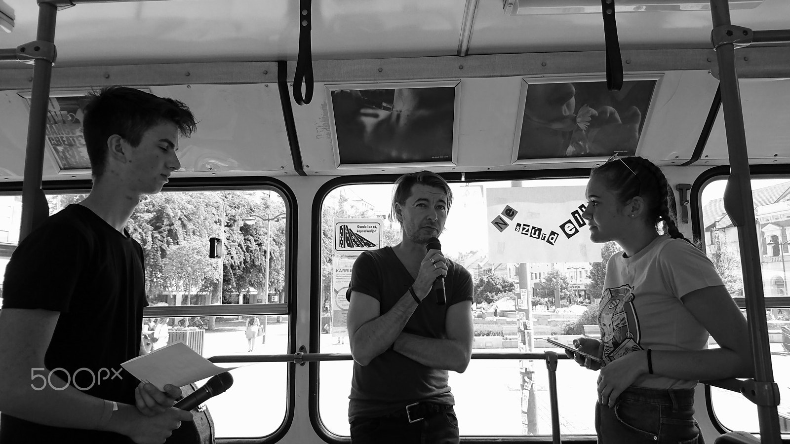 Sony Xperia XZ sample photo. Exhibition on a bus photography