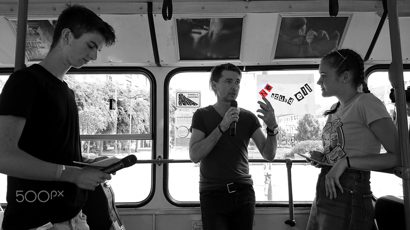 Sony Xperia XZ sample photo. Exhibition on a bus photography