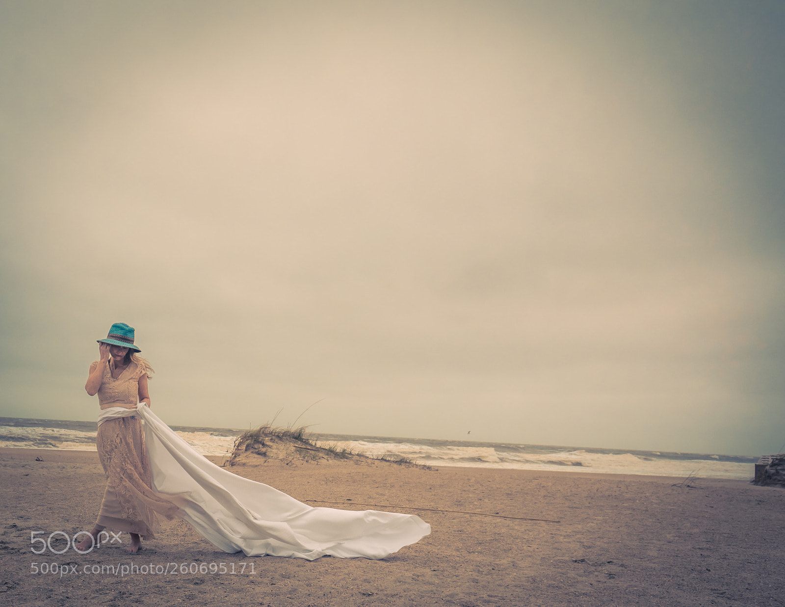 Canon EOS 5D Mark IV sample photo. Beach, portrait, landscape photography