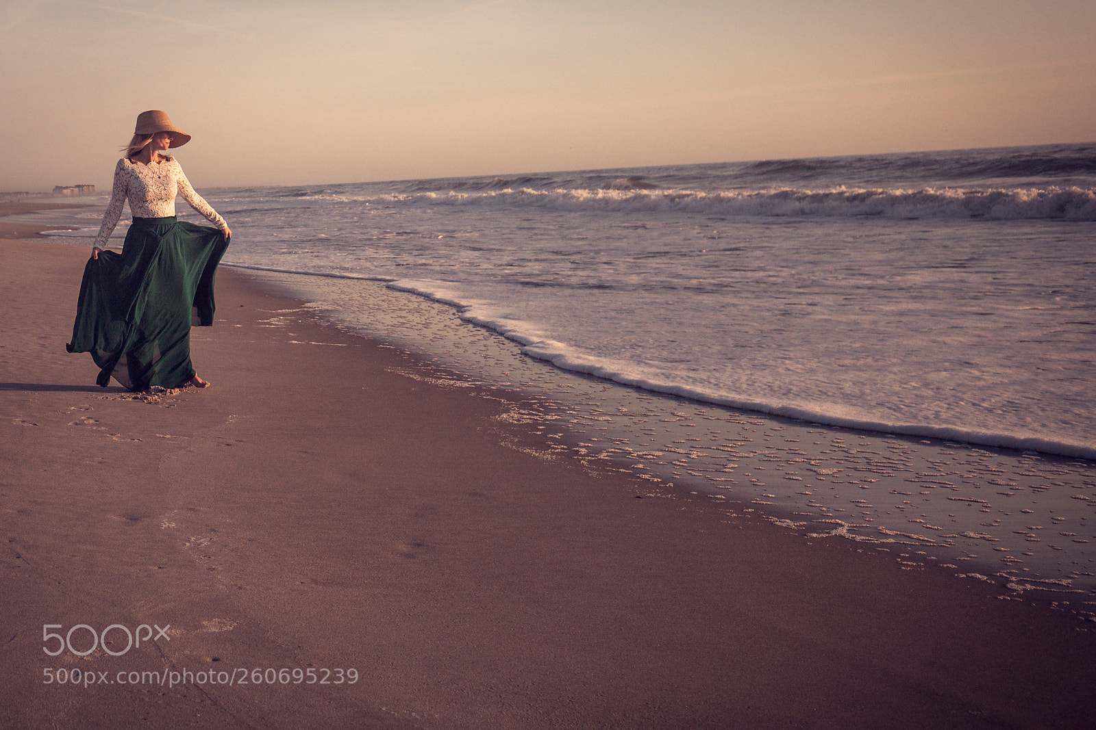 Canon EOS 5D Mark IV sample photo. Beach, portrait, landscape photography