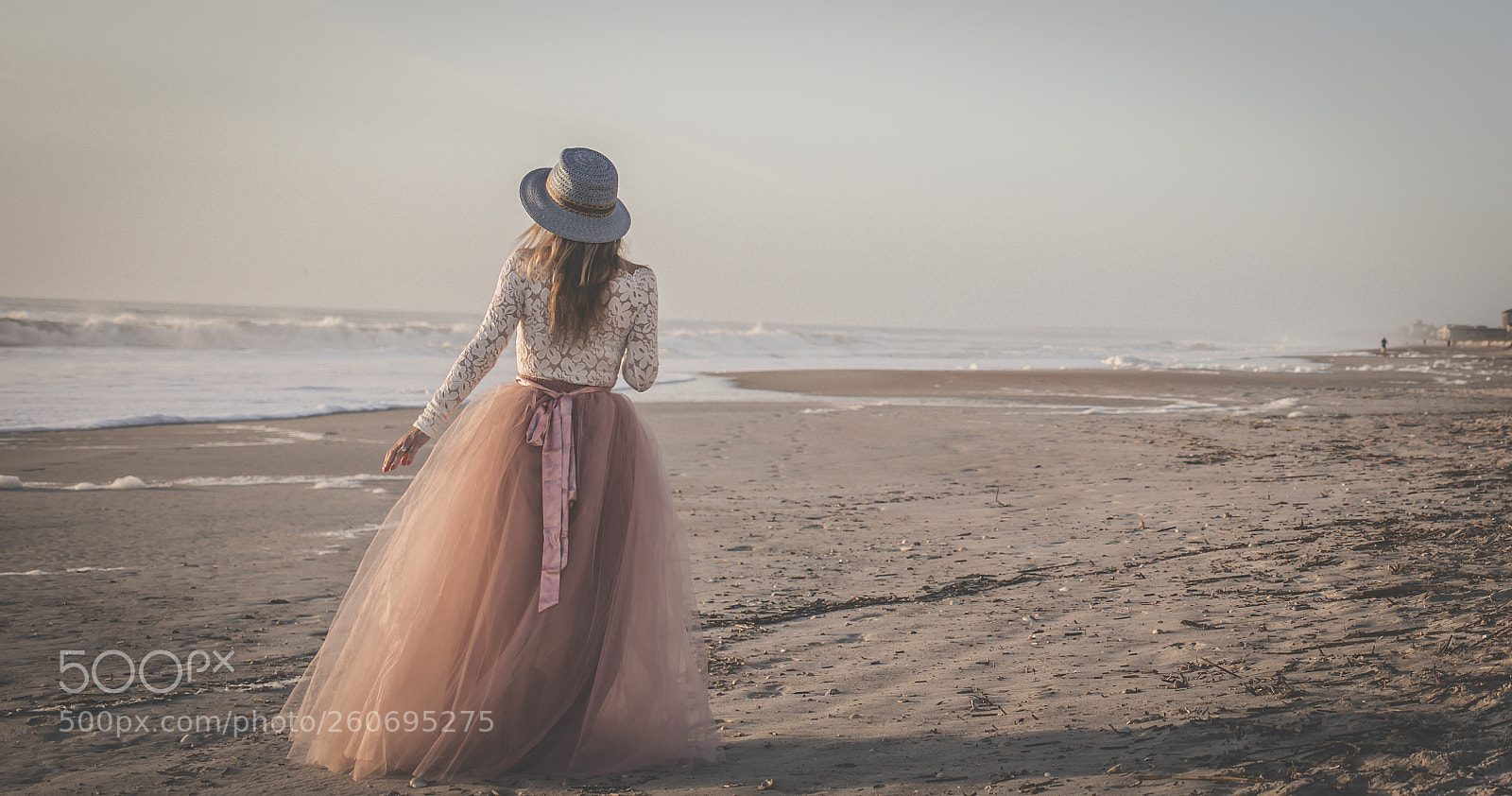 Canon EOS 5D Mark IV sample photo. Beach, portrait, landscape photography