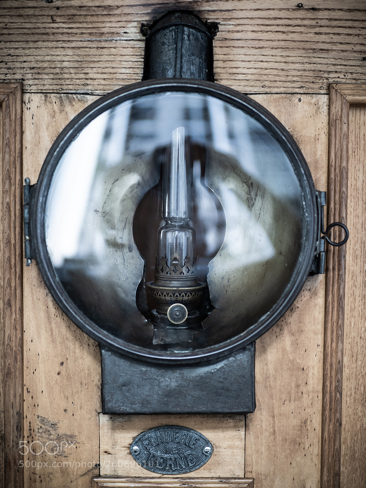 Olympus OM-D E-M1 Mark II sample photo. Old light i photography