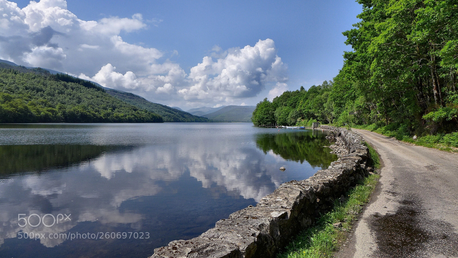 Panasonic Lumix DMC-LX7 sample photo. Beside the loch photography