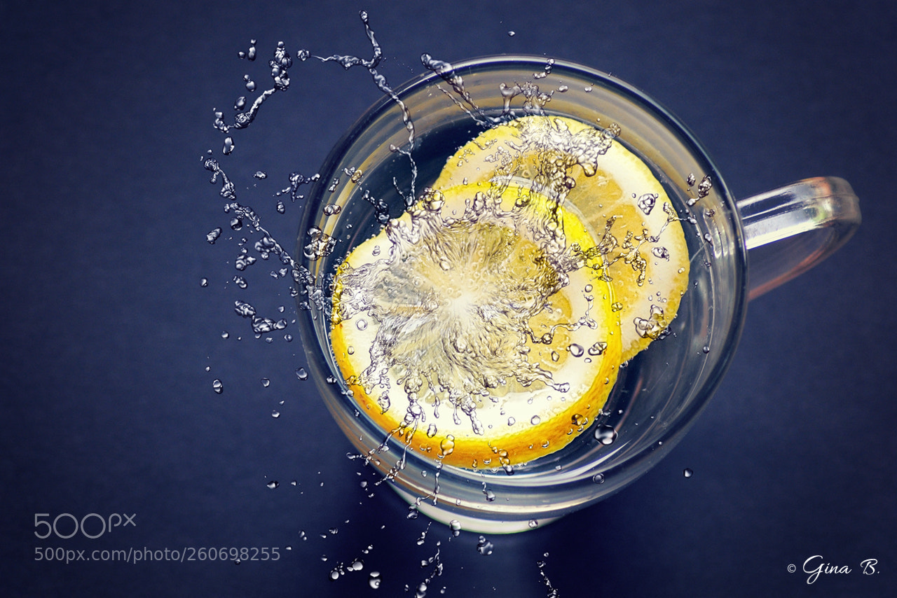 Nikon D300 sample photo. Fizzy lemon water photography