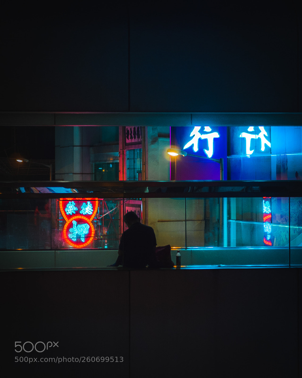 Olympus OM-D E-M5 II sample photo. Break photography