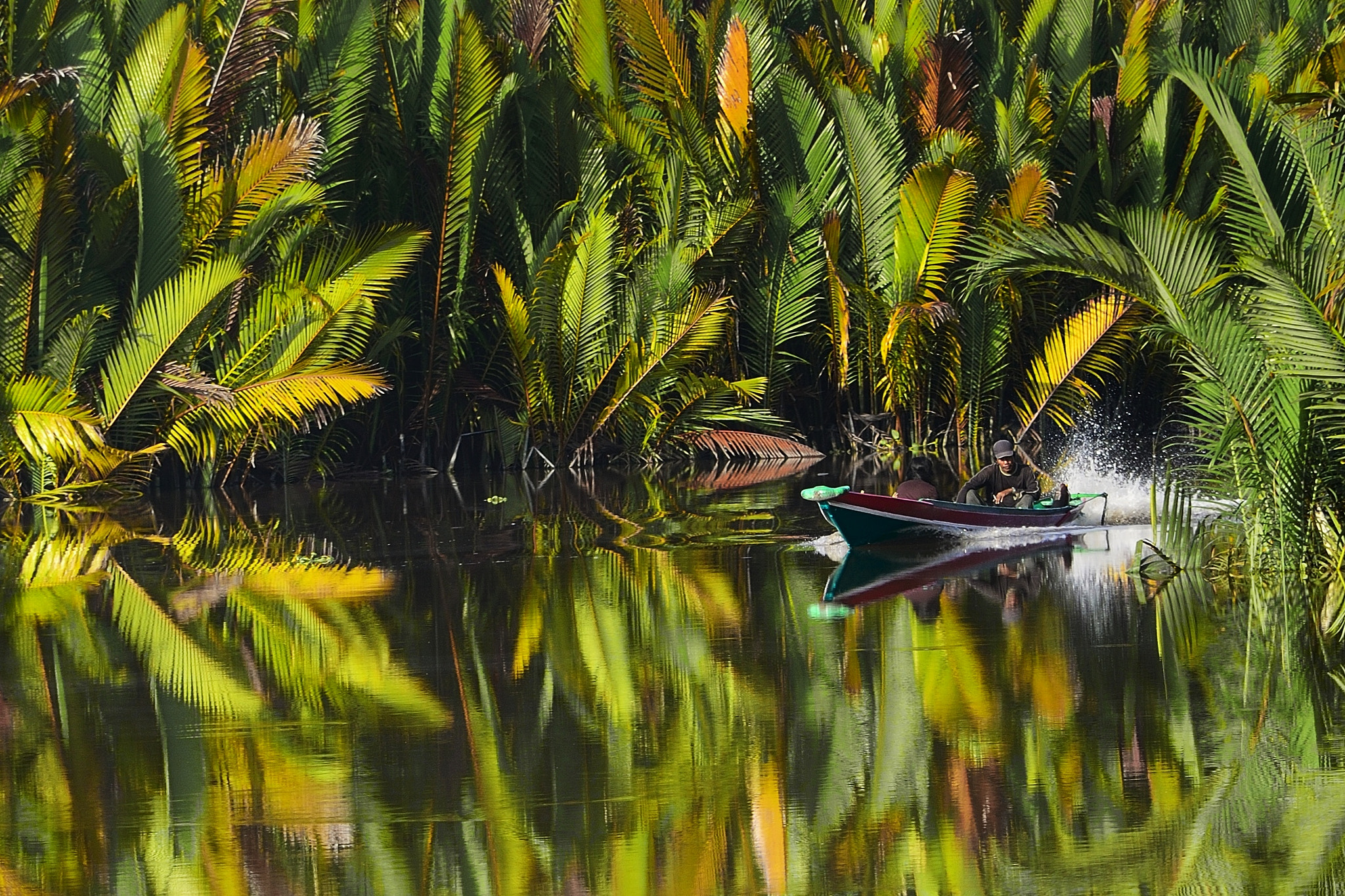 Nikon D5100 sample photo. Reflejos photography
