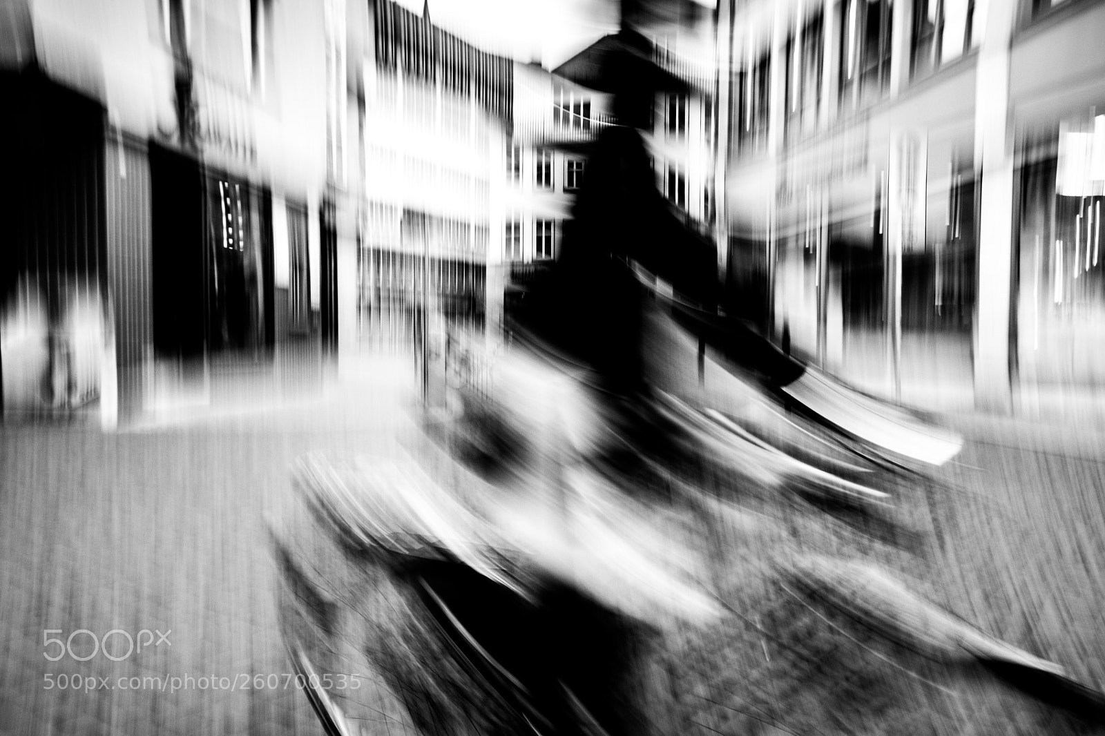 Fujifilm X-T20 sample photo. Lady on a bicycle photography