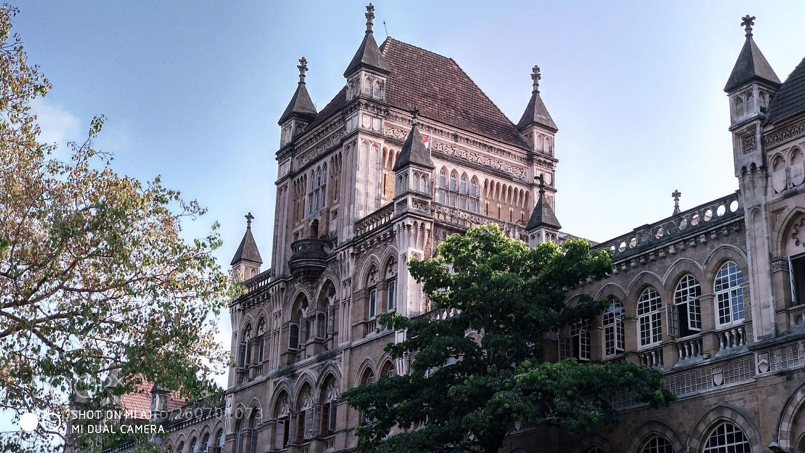 Xiaomi Mi A1 sample photo. Victorian architecture photography