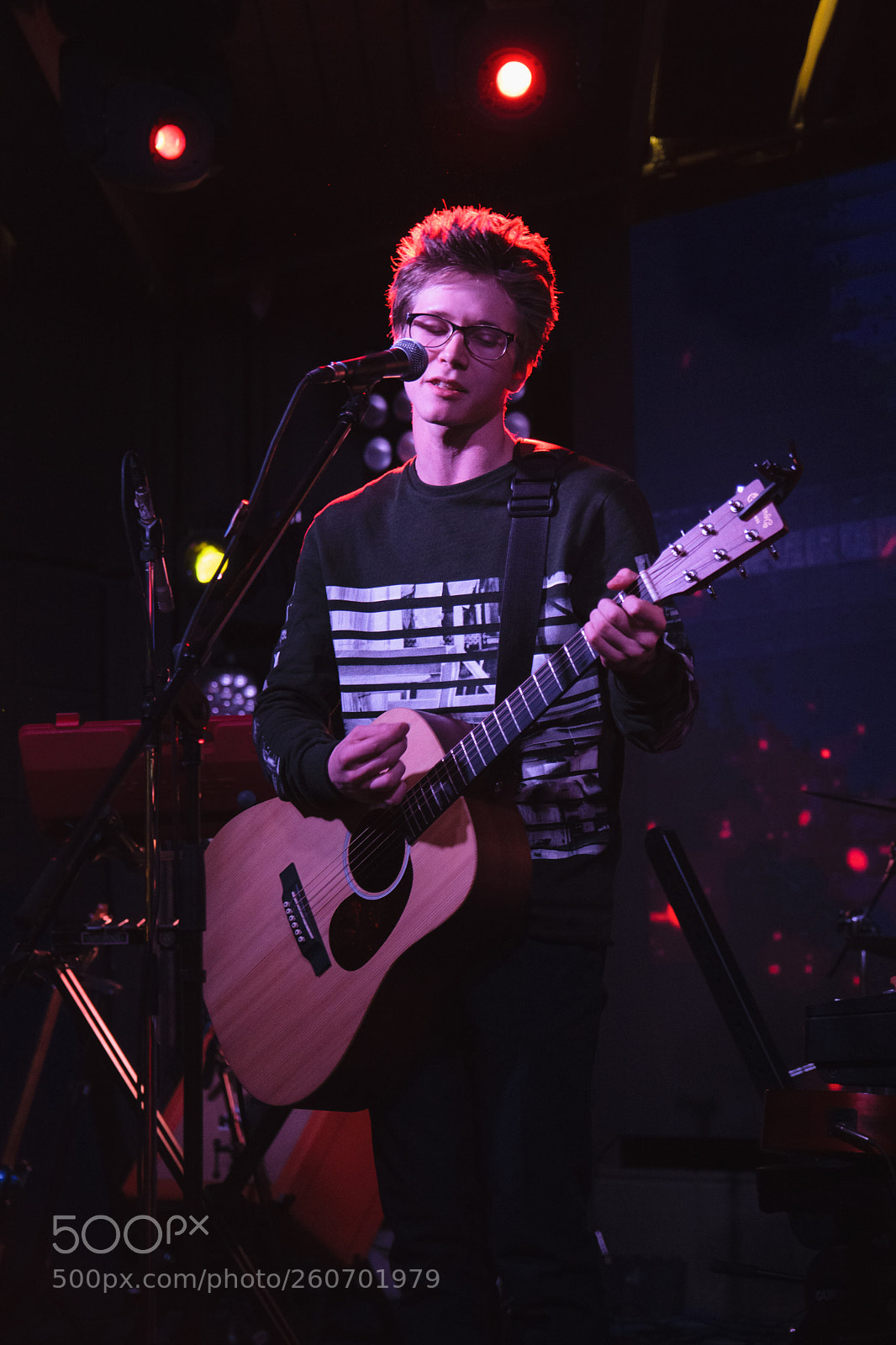 Nikon D3300 sample photo. Malinen в Мумий Тролль music bar photography