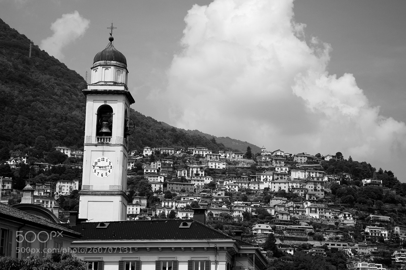 Canon EOS 1200D (EOS Rebel T5 / EOS Kiss X70 / EOS Hi) sample photo. Cernobbio in b&w photography