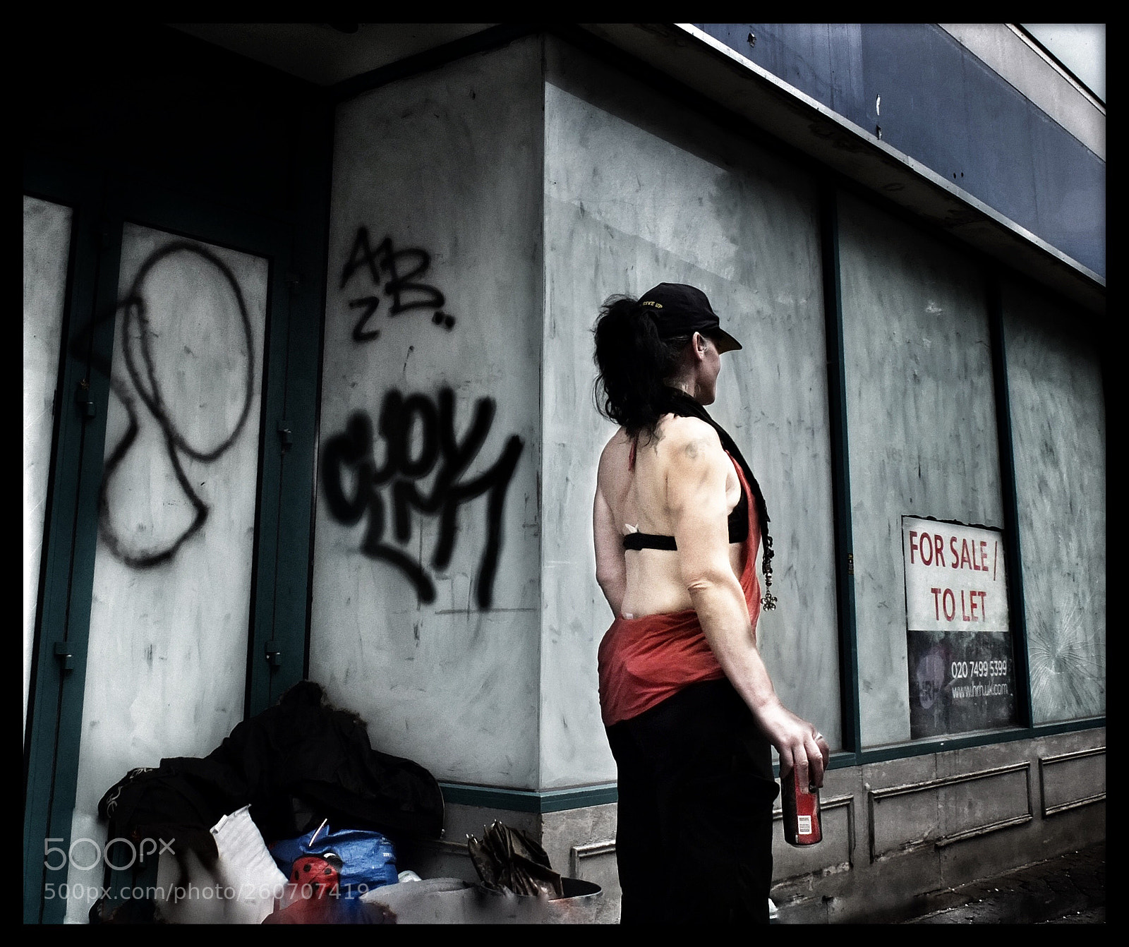 Fujifilm X10 sample photo. Looking forward? photography