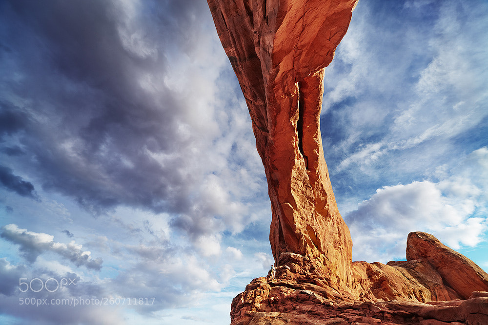 Canon EOS 5D Mark II sample photo. Under the arch photography