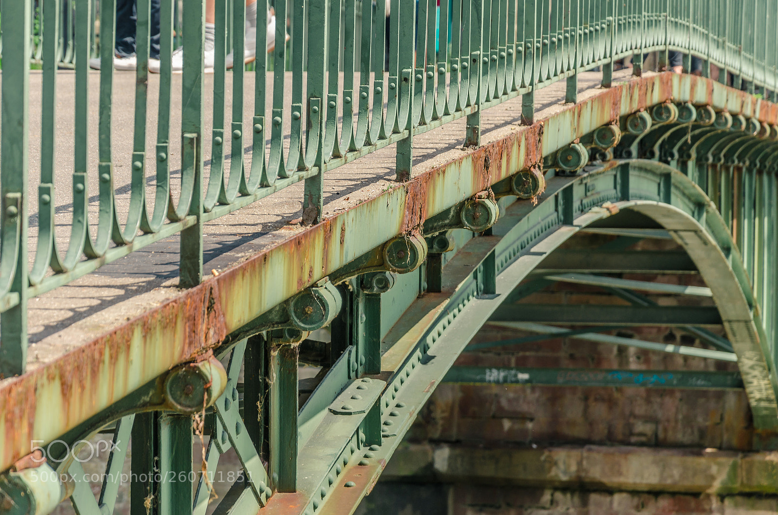 Nikon D7000 sample photo. Rusty bridge photography