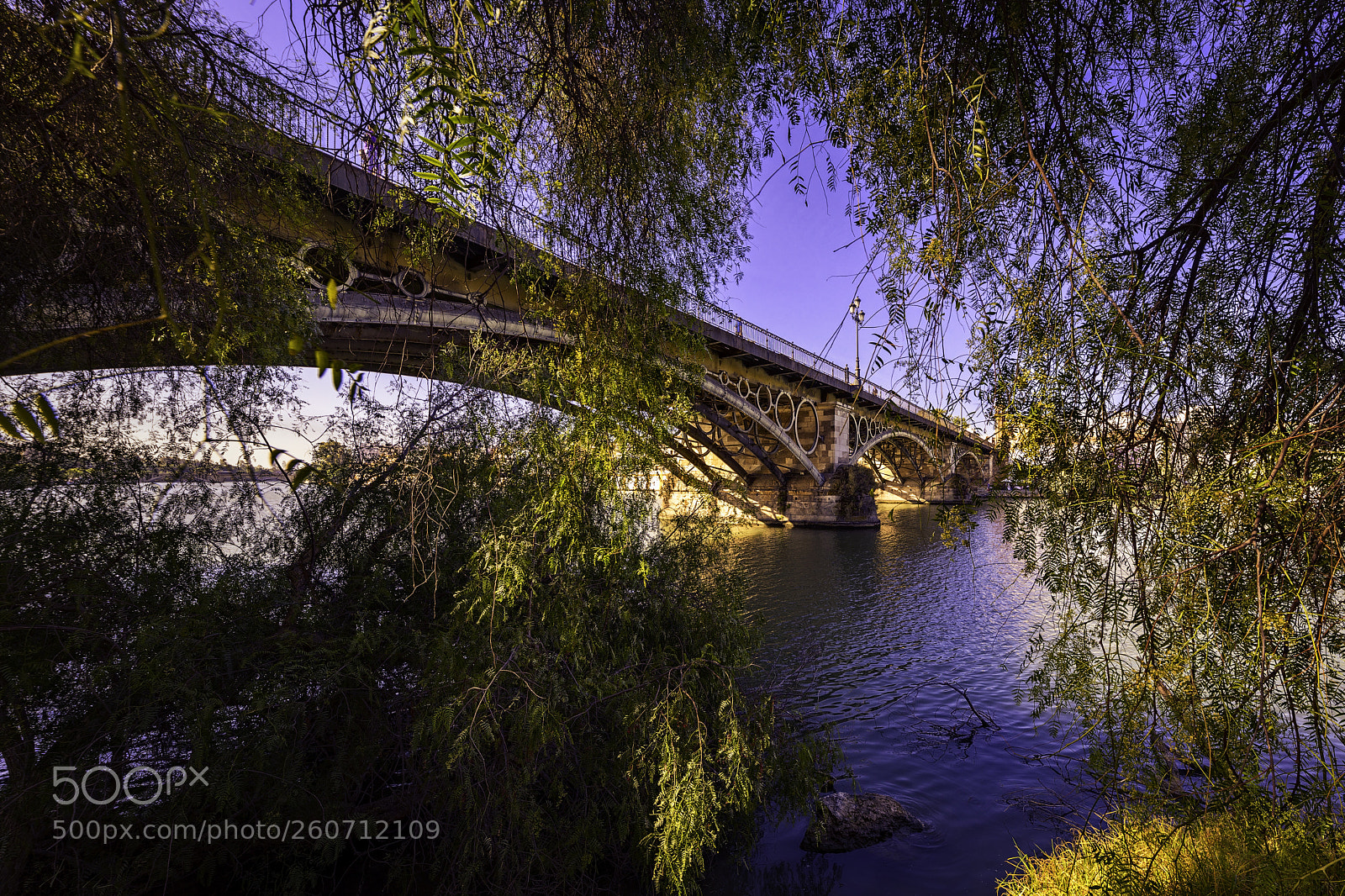 Canon EOS 5D Mark IV sample photo. Puente de triana photography
