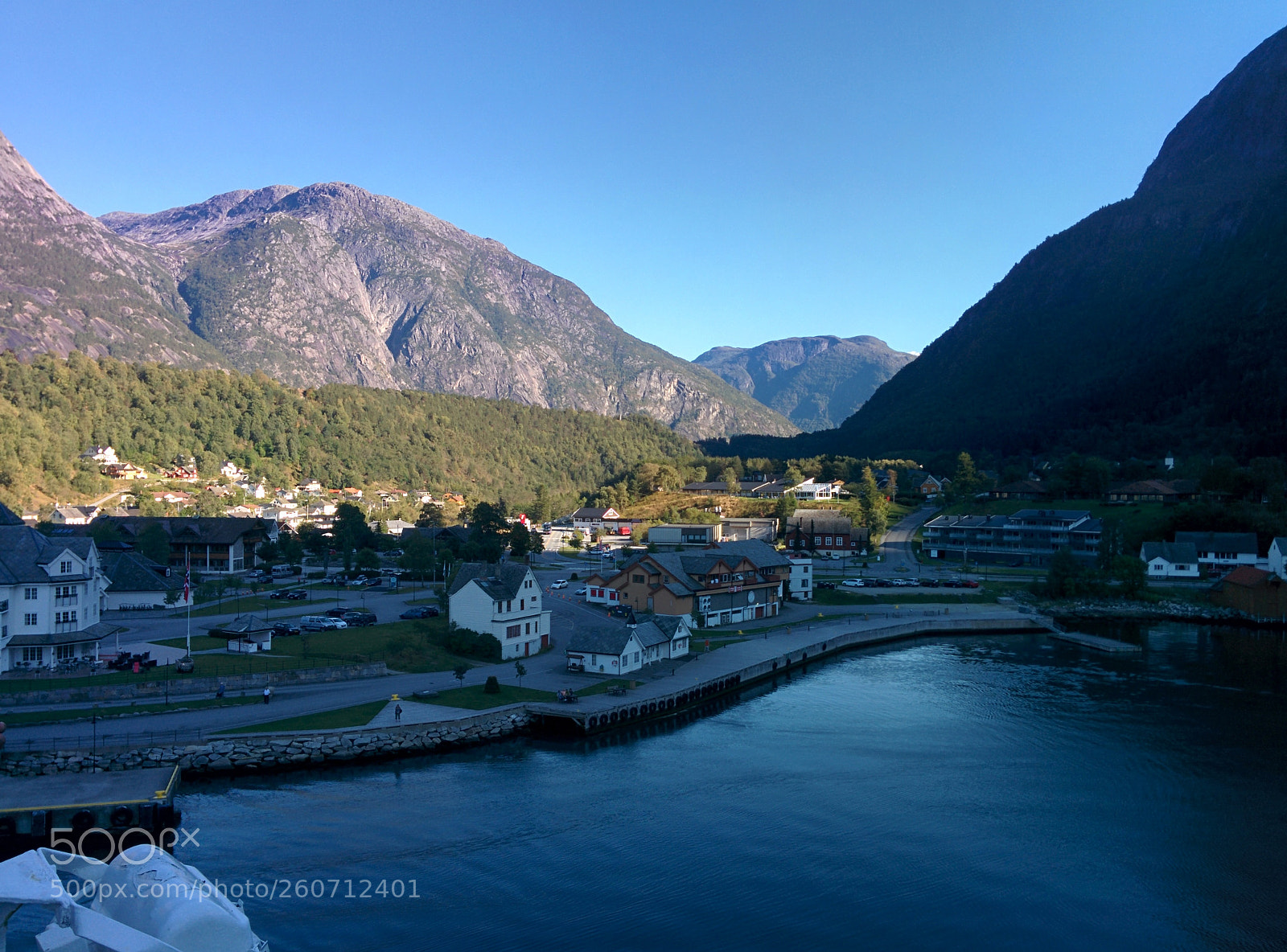 LG Nexus 5 sample photo. Hardangerfjord photography