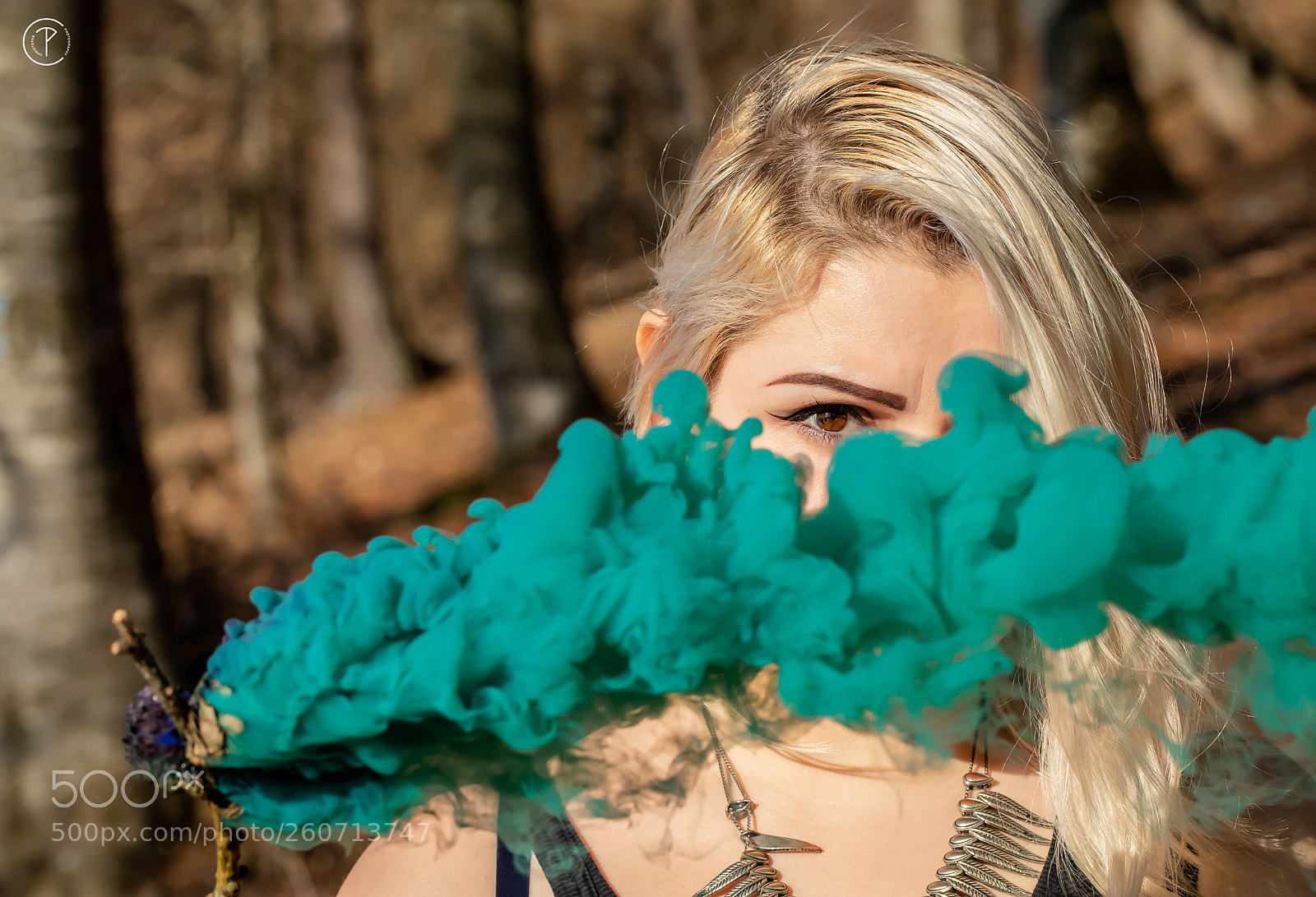 Canon EOS 5D Mark IV sample photo. Green lipstick photography