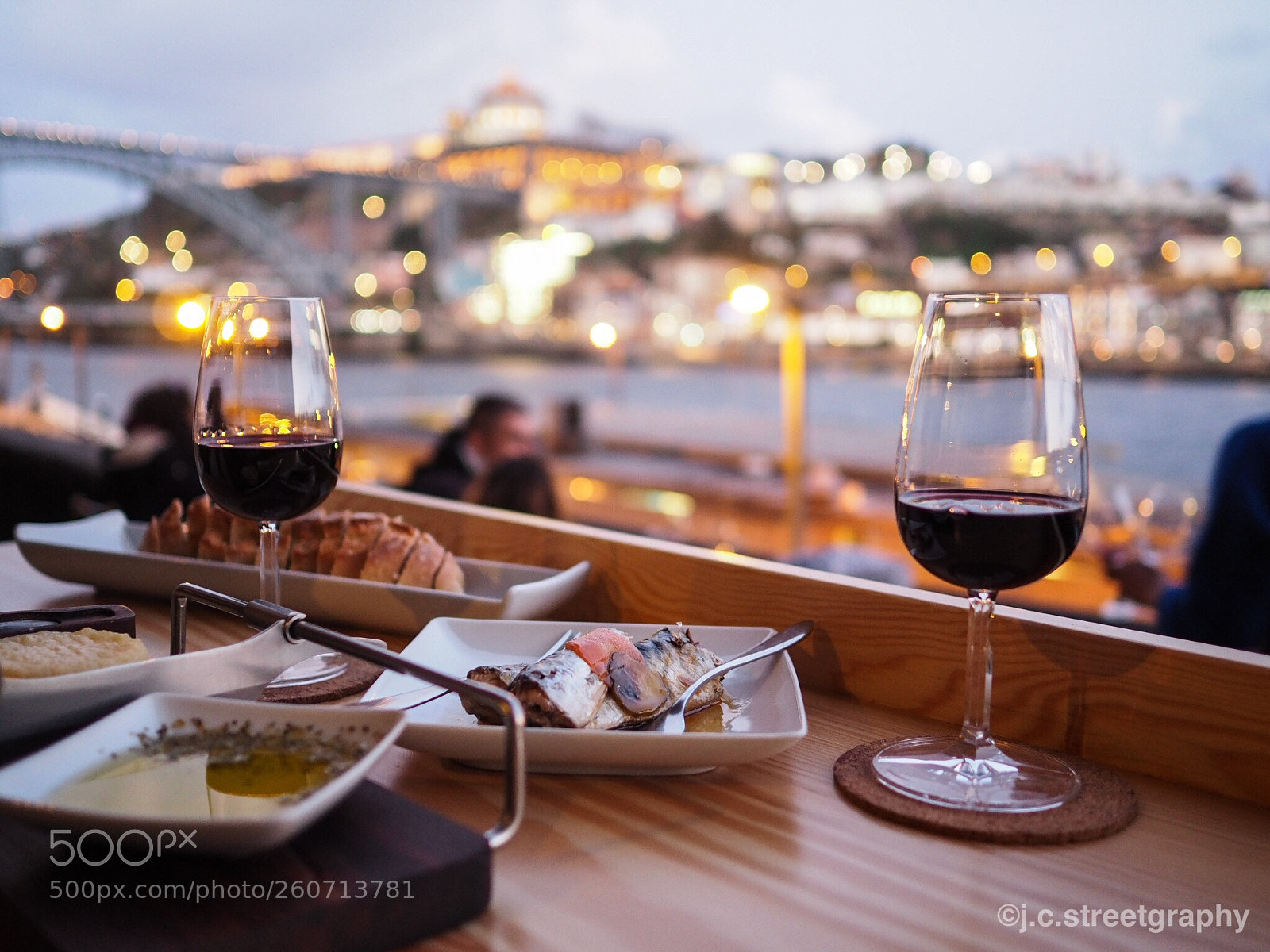 Olympus OM-D E-M5 II sample photo. Oporto evening! photography