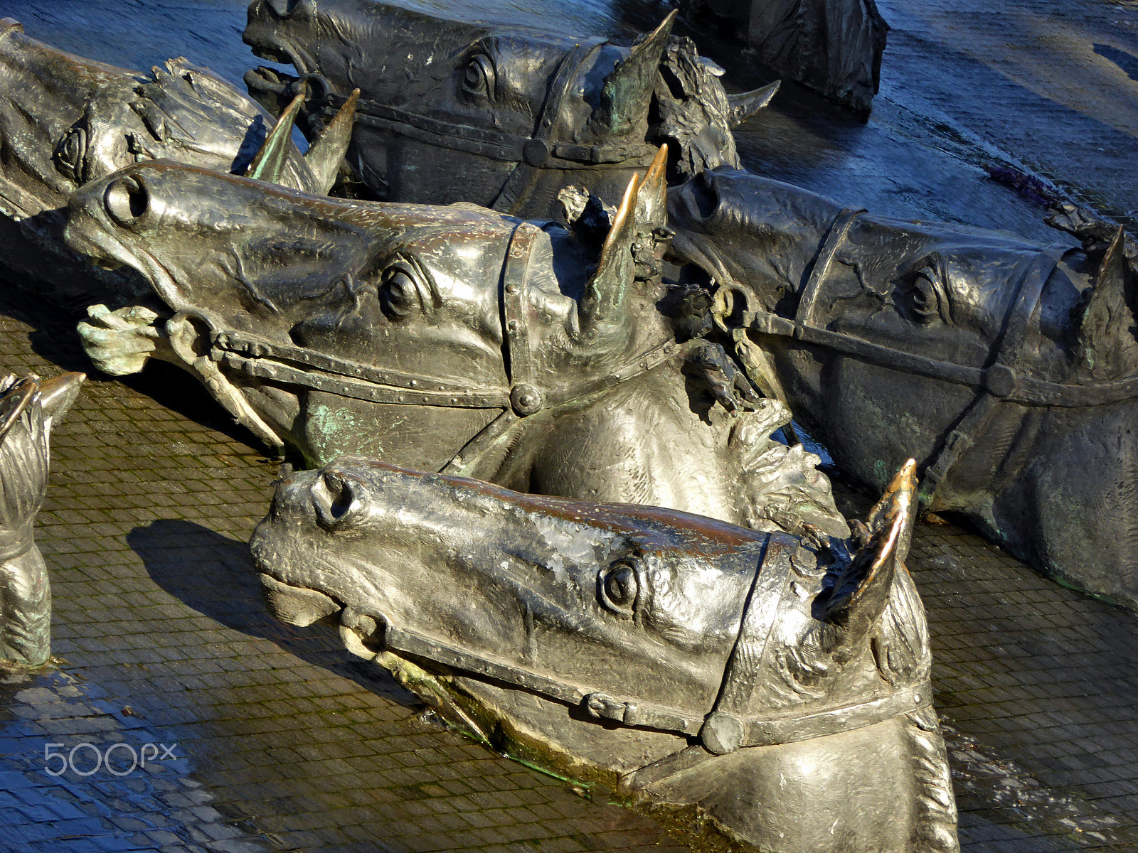 Panasonic Lumix DMC-ZS40 (Lumix DMC-TZ60) sample photo. Detail of the monument to the writer sholokhov photography