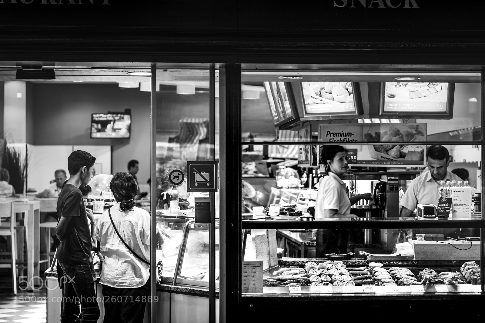 Nikon D7200 sample photo. Snackbar photography