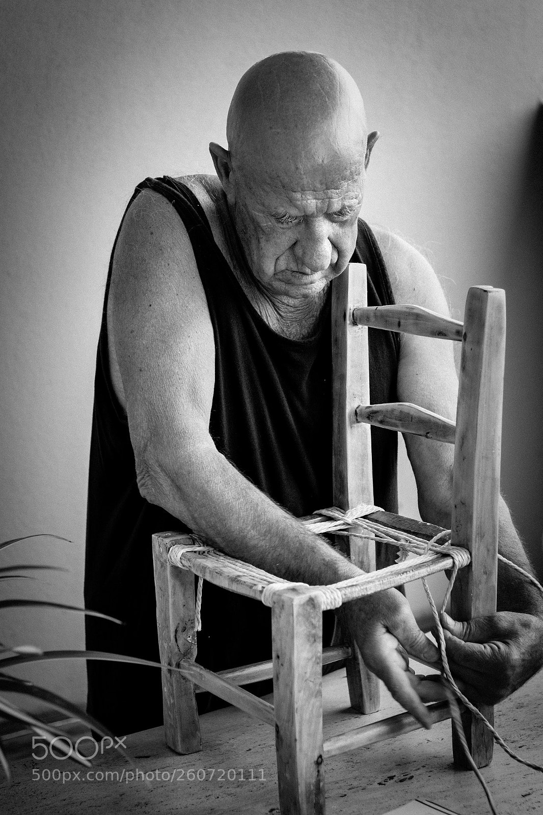Canon EOS 650D (EOS Rebel T4i / EOS Kiss X6i) sample photo. Old man's job. photography