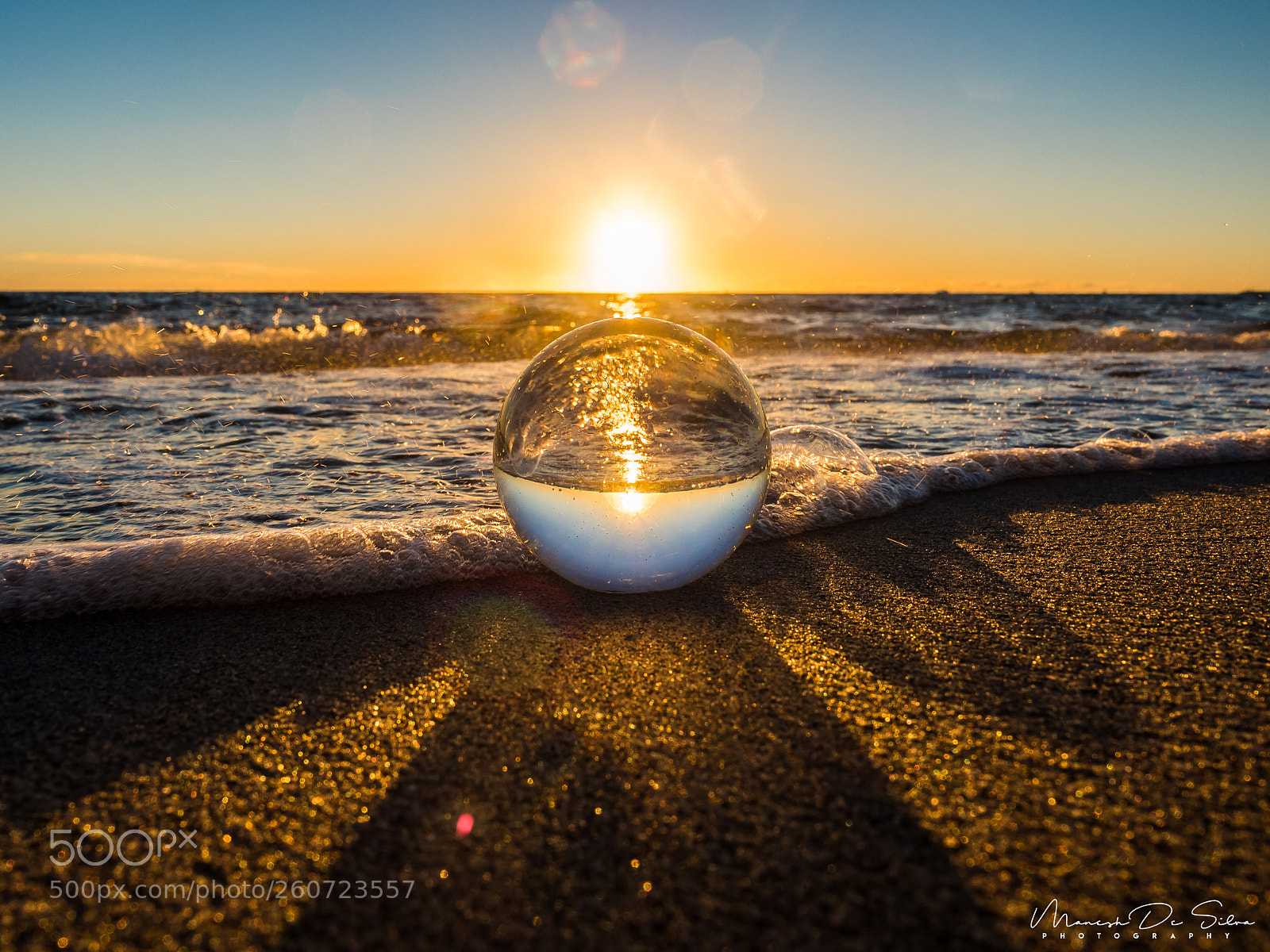 Olympus OM-D E-M5 II sample photo. Glass iris sunset photography
