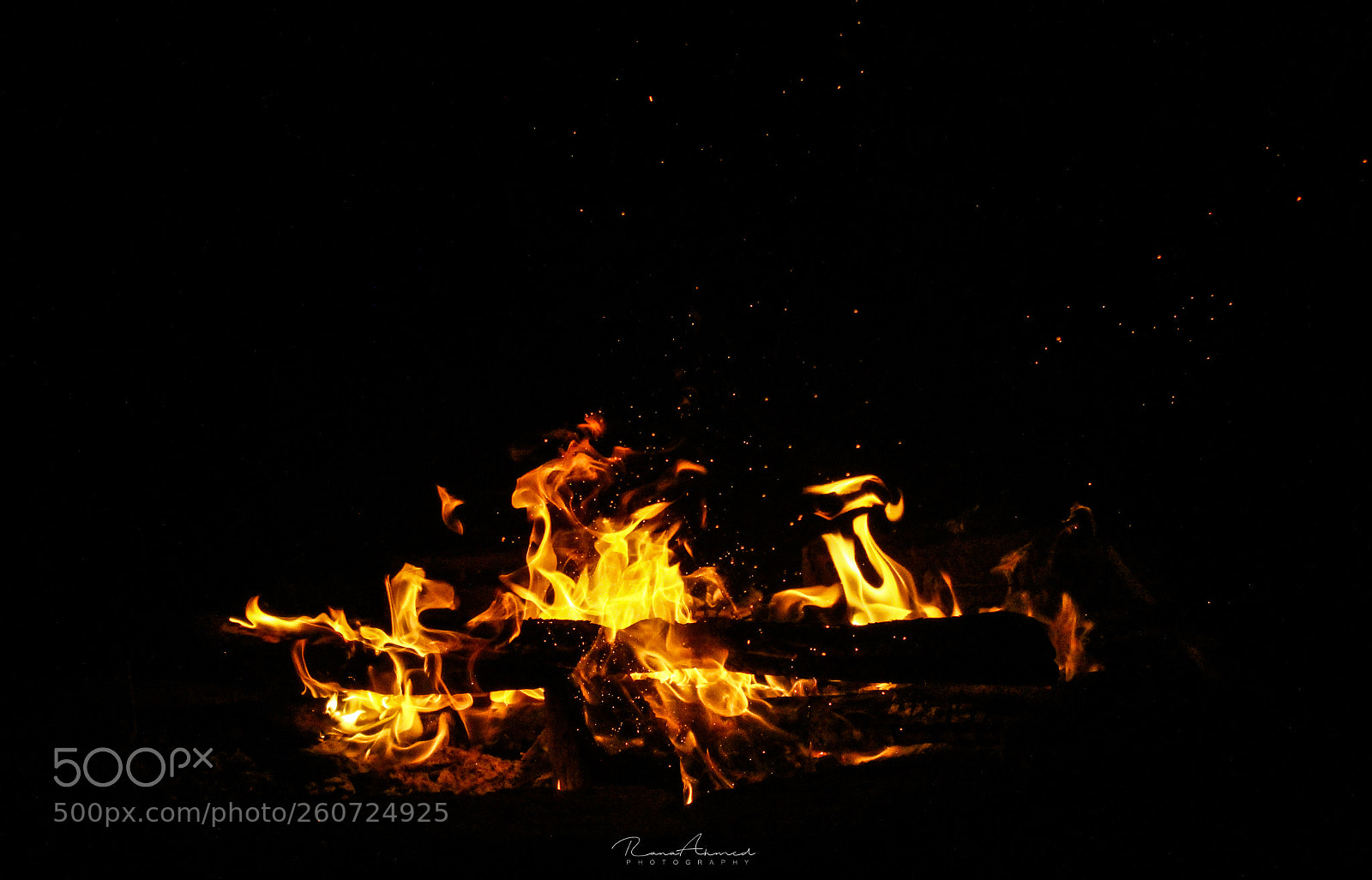 Canon EOS 1300D (EOS Rebel T6 / EOS Kiss X80) sample photo. Fire photography