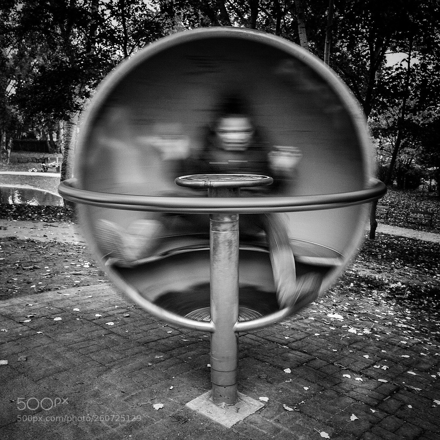 Canon EOS 5D Mark II sample photo. Spinning photography