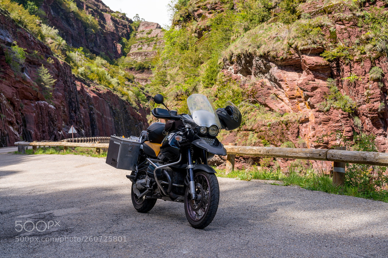 Sony a7R II sample photo. Exploring esterel photography