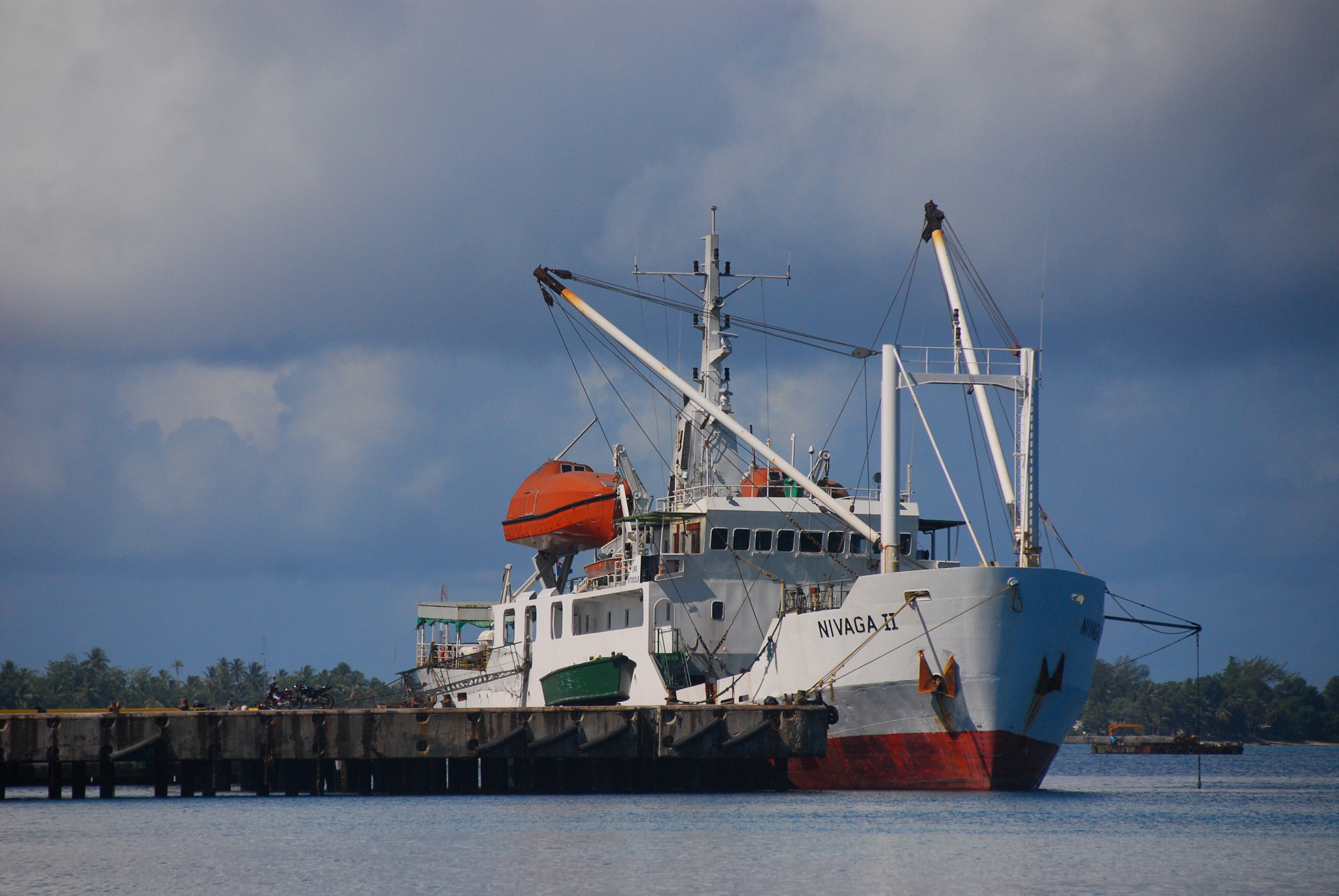Nikon D80 sample photo. Fishing boat.  funafuti.  tuvalu. photography