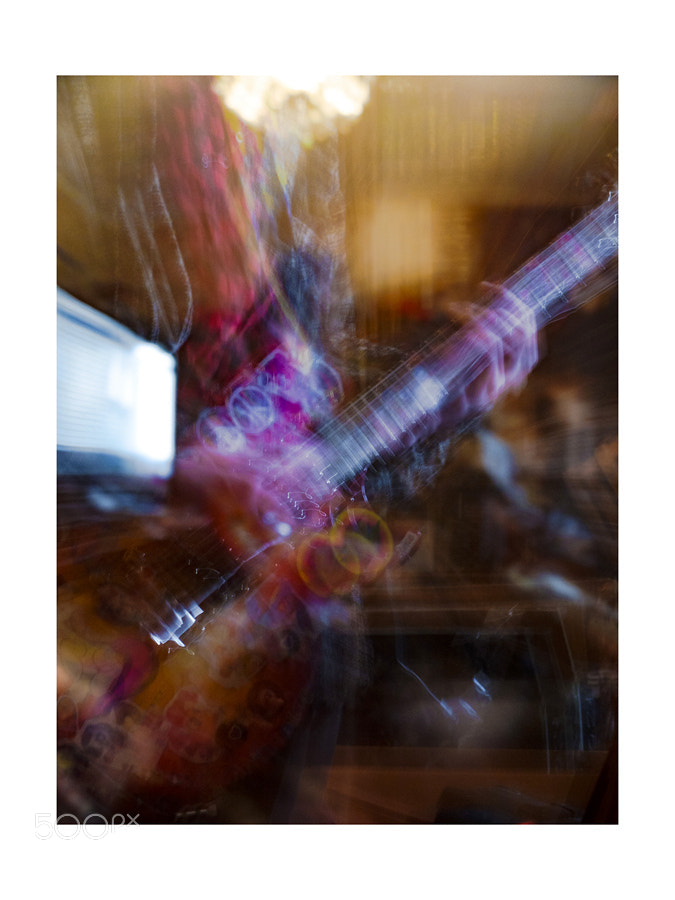Fujifilm X30 sample photo. Acid guitar photography