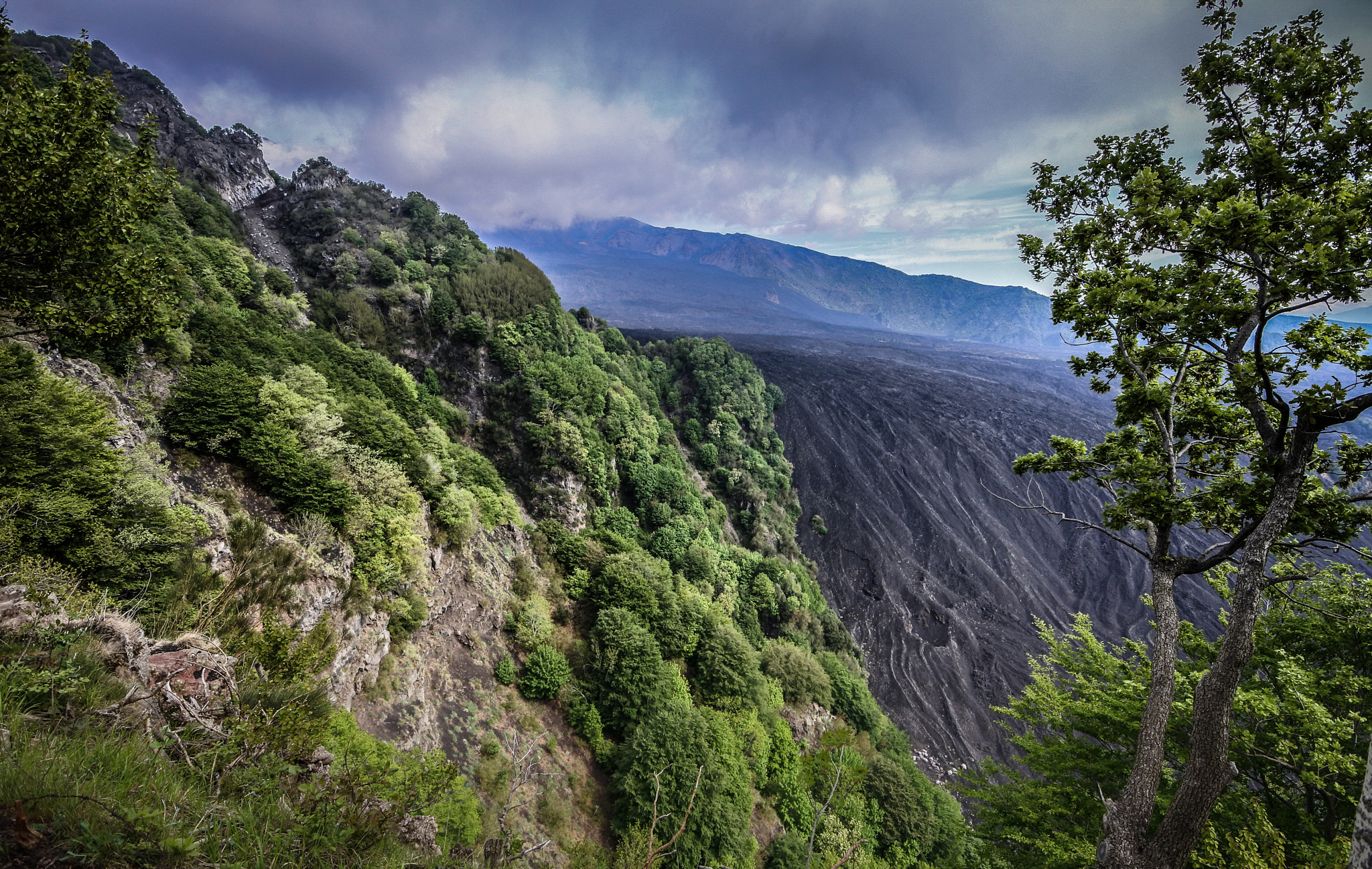 Nikon 1 J5 sample photo. Enta volcano photography
