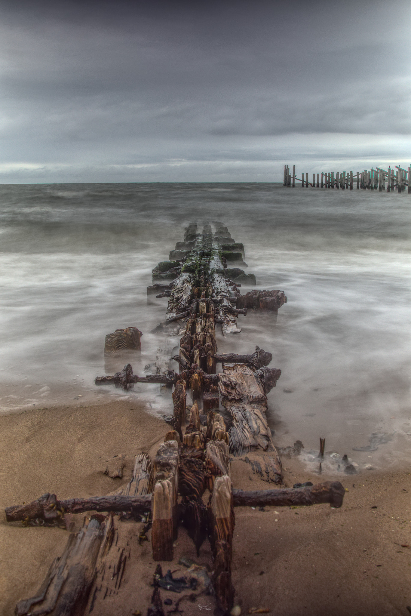 Canon EOS M5 sample photo. Old wooden jetty photography