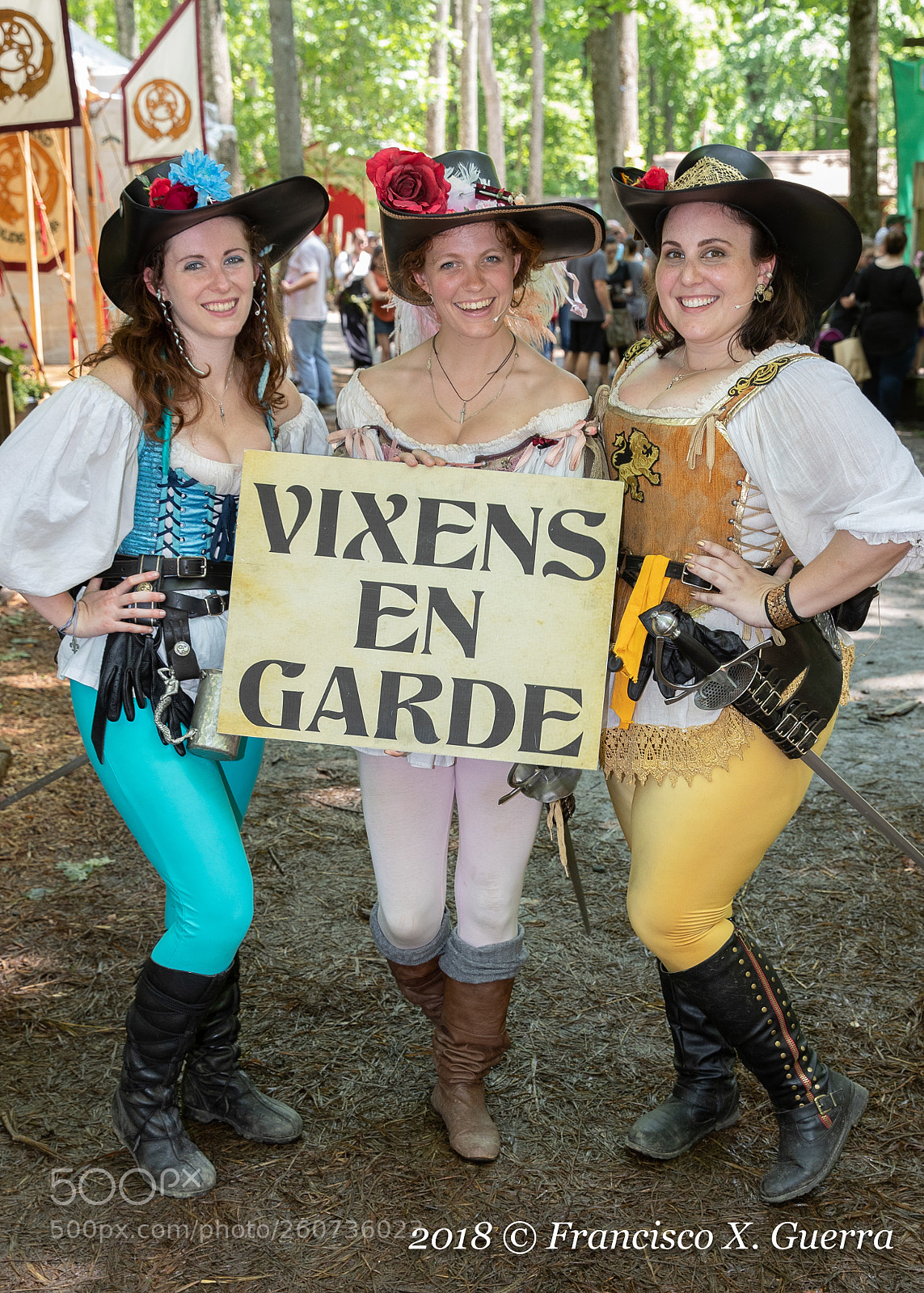 Canon EOS-1D X Mark II sample photo. Vixens en garde photography