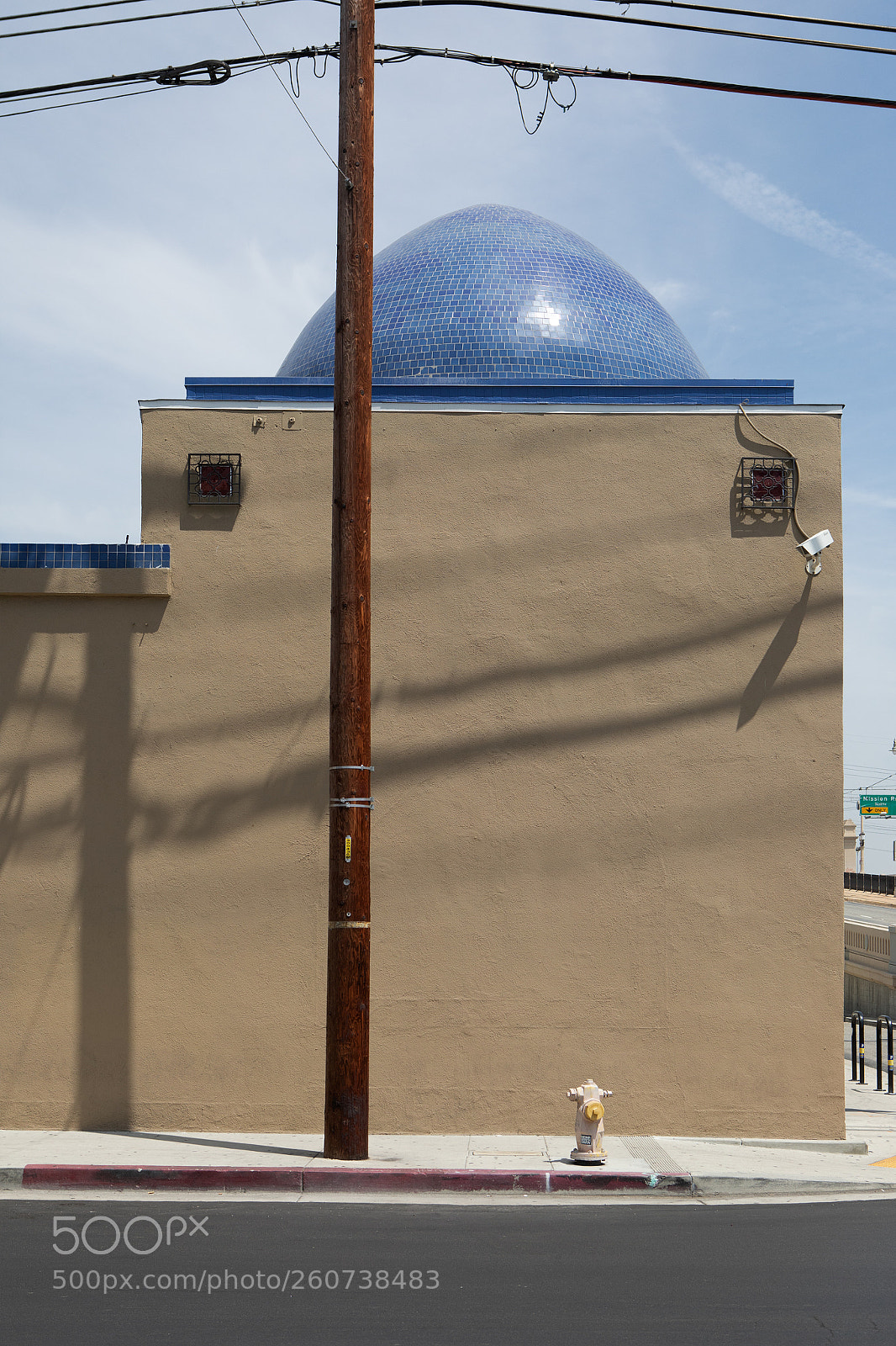 Canon EOS 5D Mark IV sample photo. Moroccan urgent care, first photography