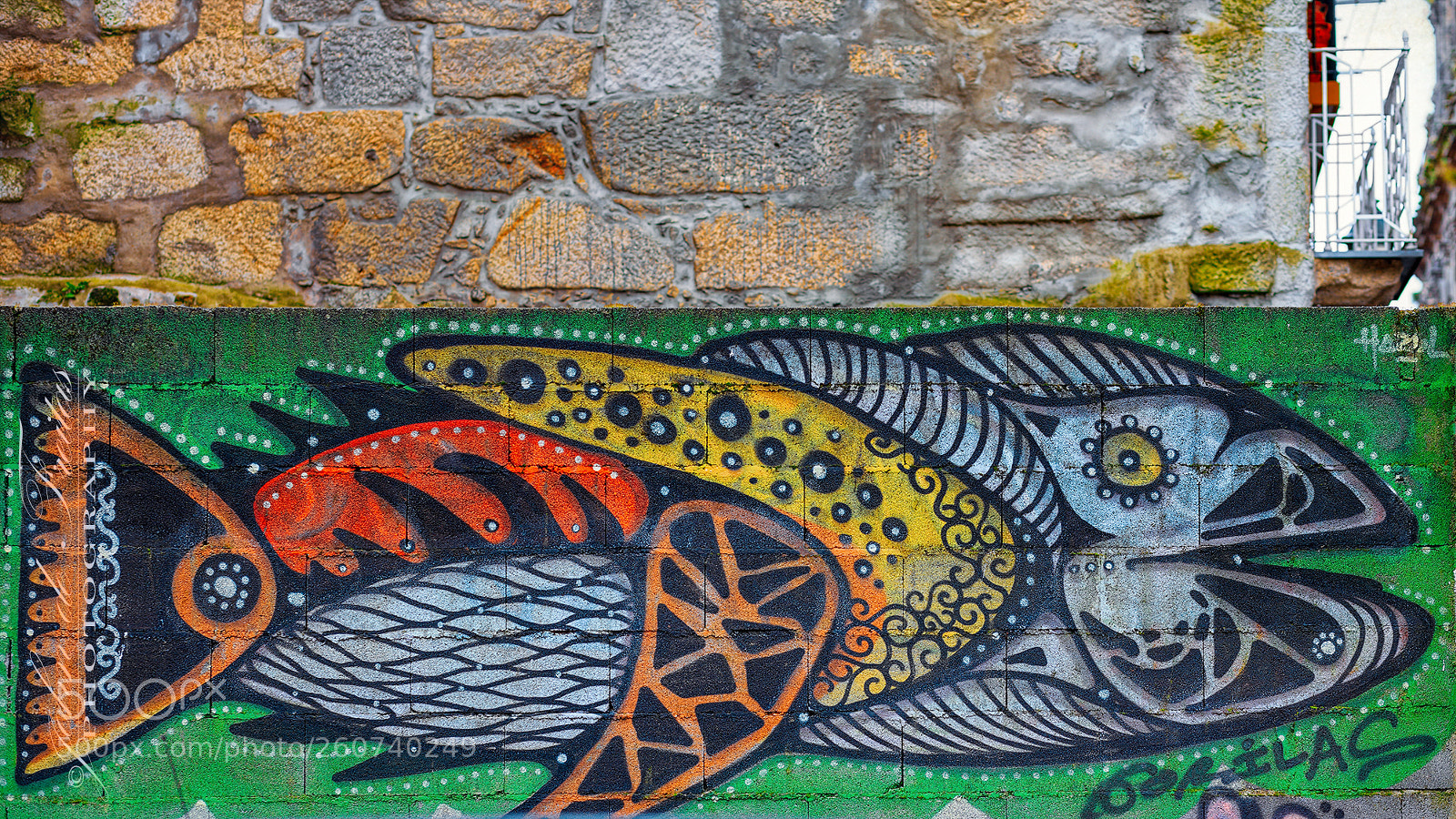 Canon EOS 5D Mark II sample photo. Graffiti photography