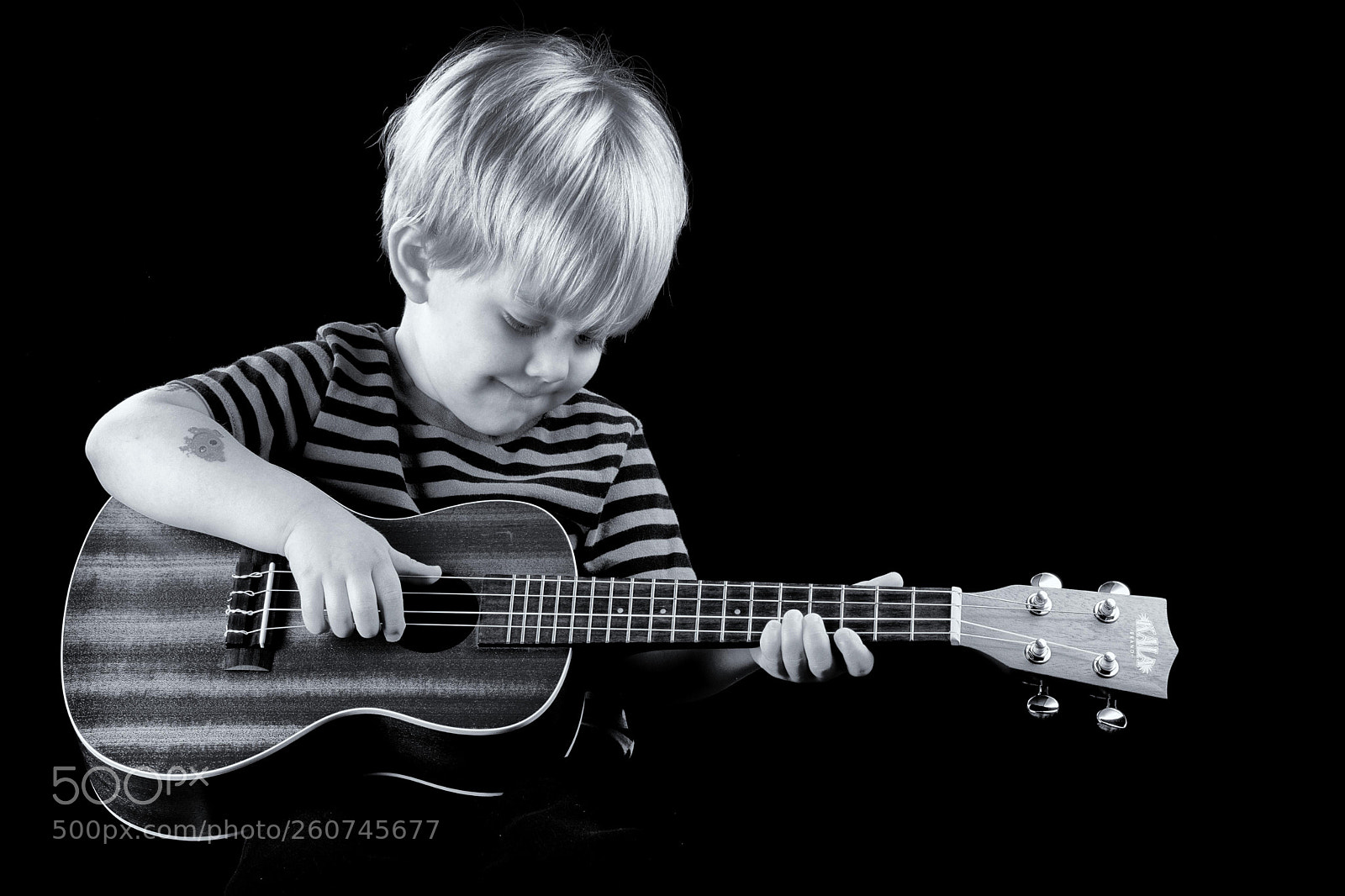 Fujifilm X-T2 sample photo. Micah and the ukulele photography