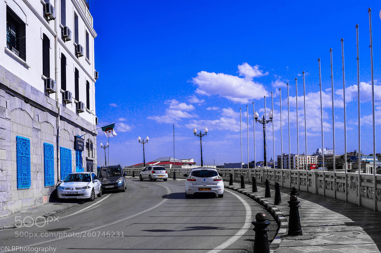 Nikon D3200 sample photo. The blue street photography