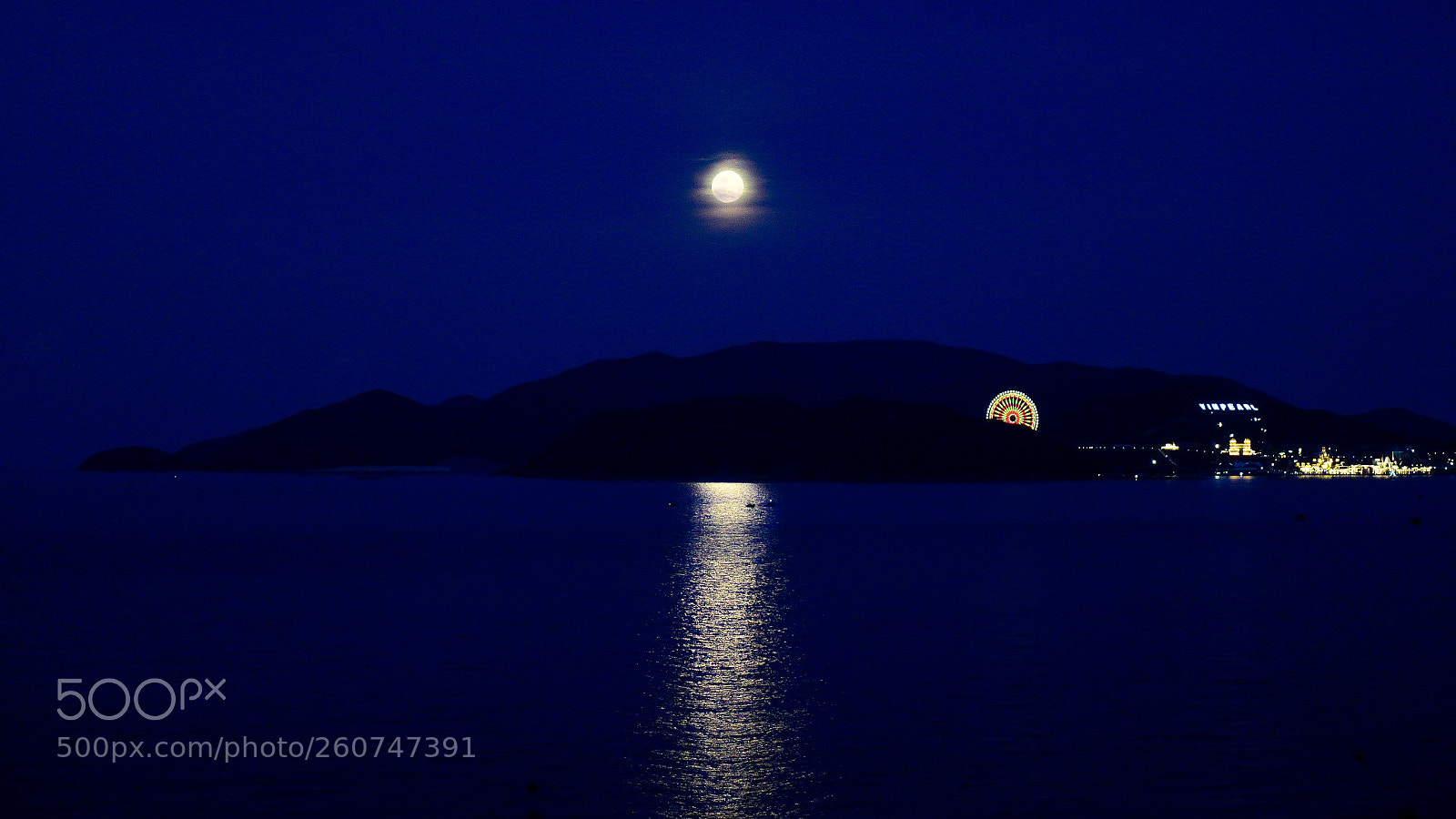 Sony Cyber-shot DSC-RX100 III sample photo. Nha trang moonrise.jpg photography
