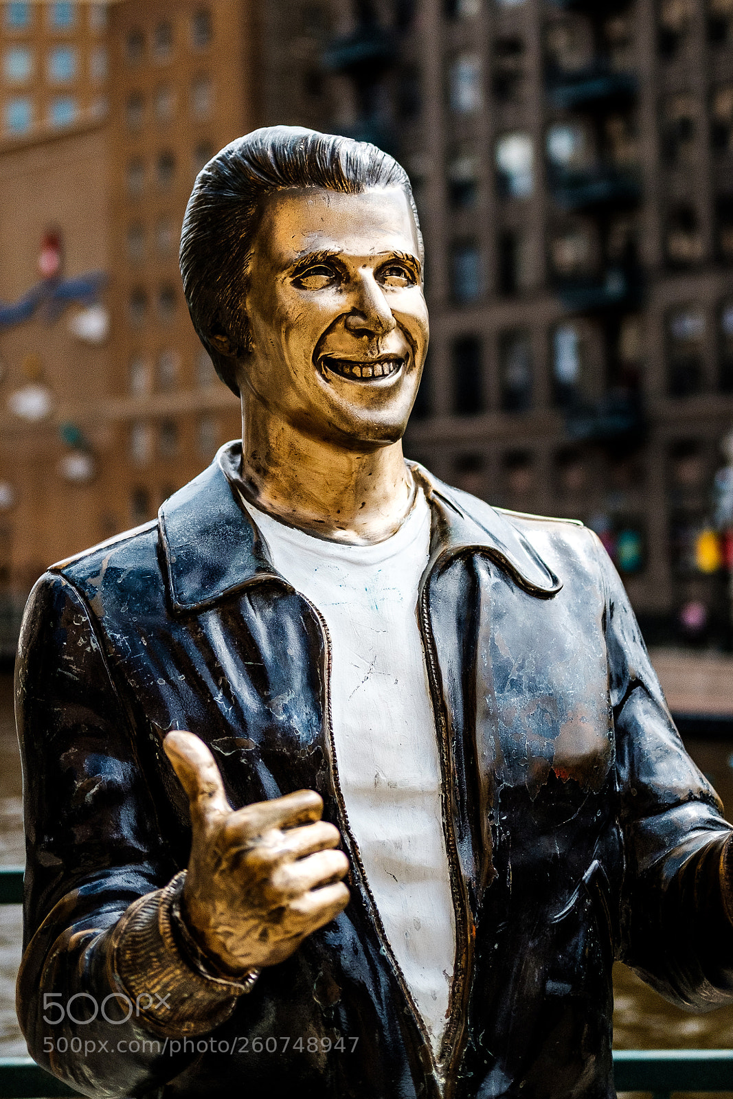Fujifilm X-T2 sample photo. The bronze fonz photography