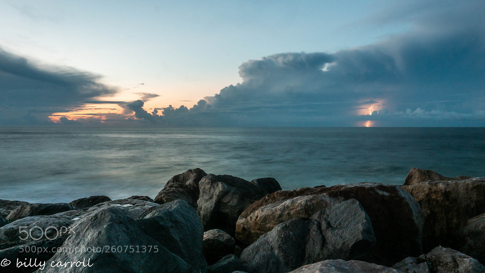 Panasonic Lumix DC-G9 sample photo. Lightening at alabama point photography