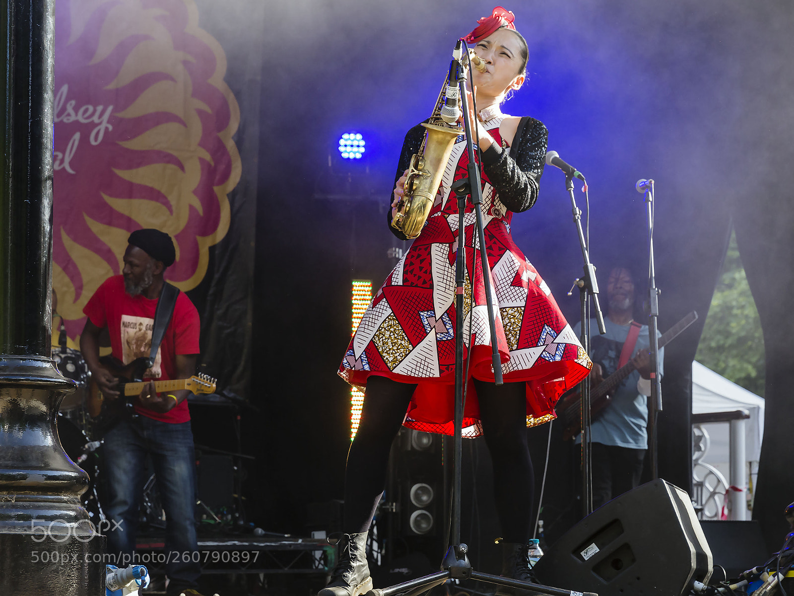 Canon EOS 6D sample photo. Guest saxophonist at the photography