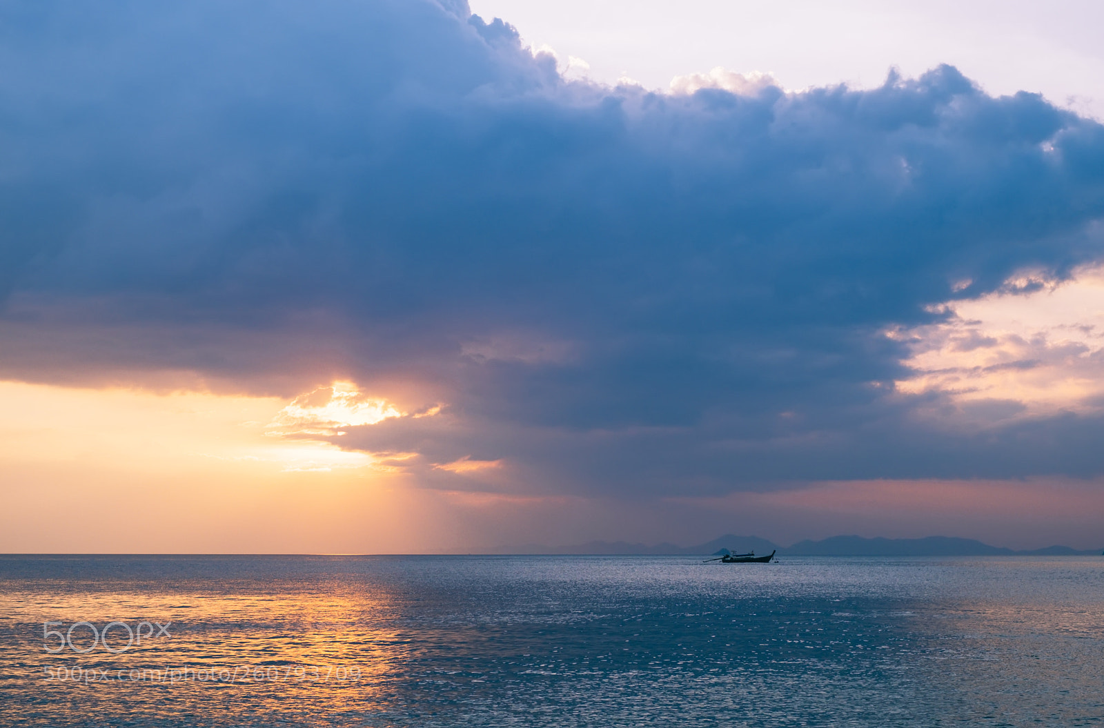Fujifilm X-T20 sample photo. Some drama in paradise photography