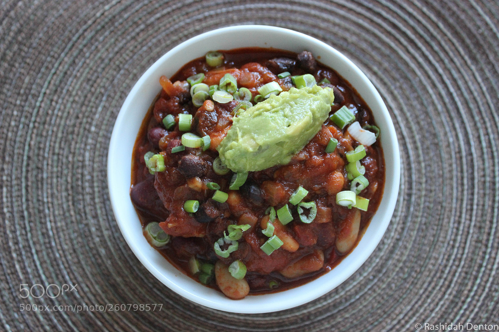 Canon EOS 600D (Rebel EOS T3i / EOS Kiss X5) sample photo. Vegan chili photography