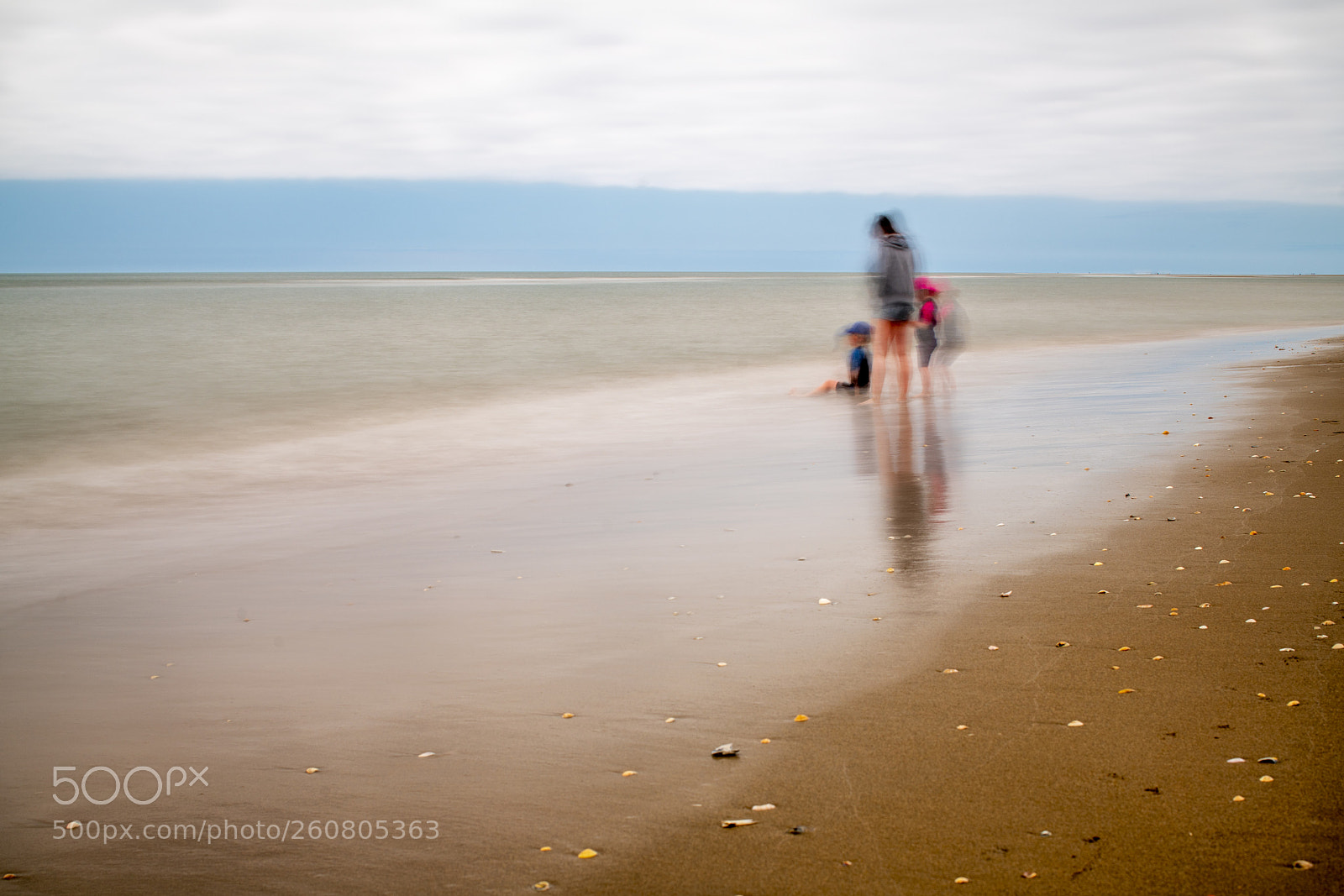 Sony a7R II sample photo. Kids on the beach photography