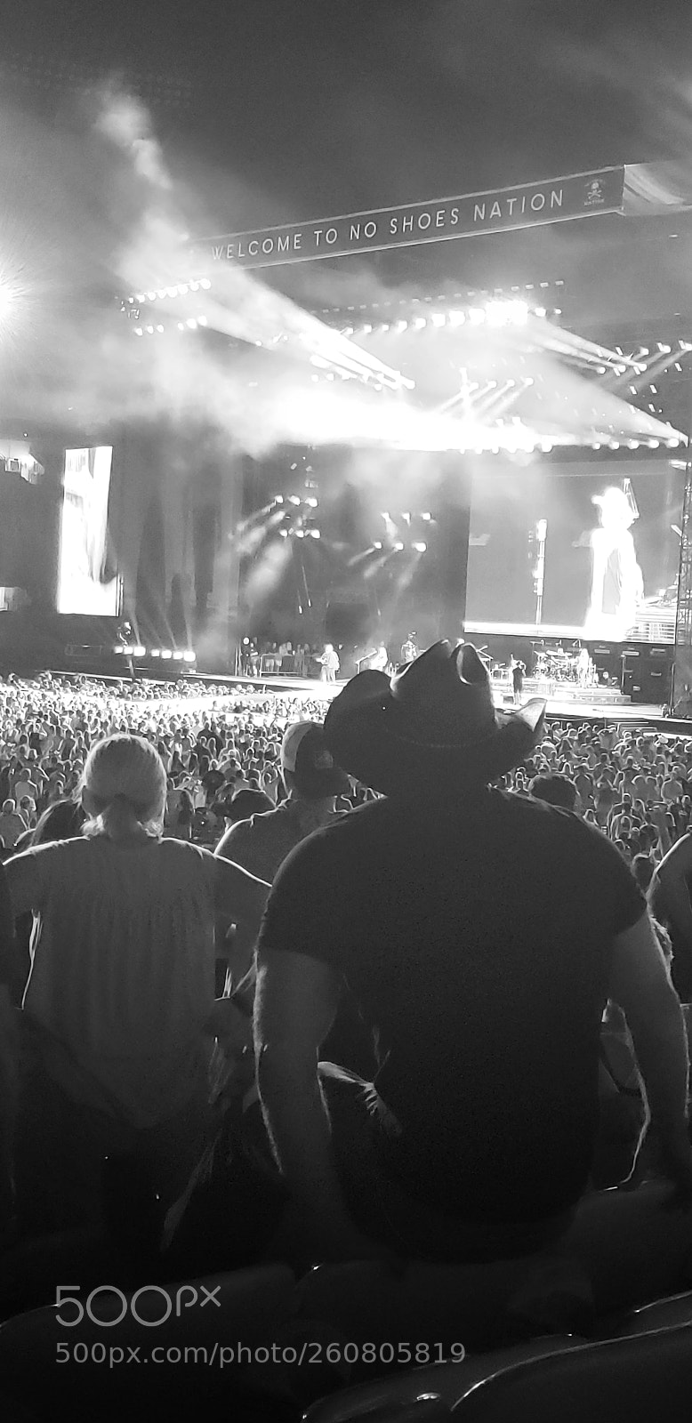 Samsung Galaxy S9+ sample photo. Country concert photography