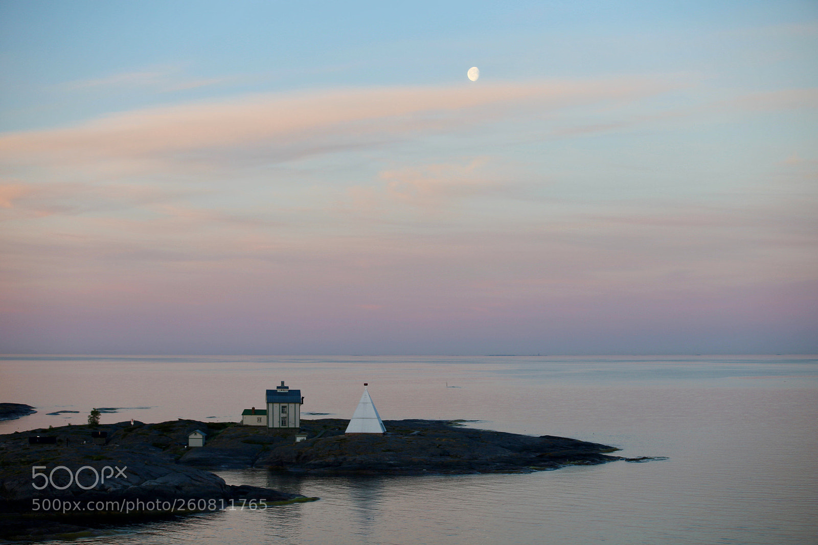 Canon EOS 6D sample photo. The sunrise moon  photography